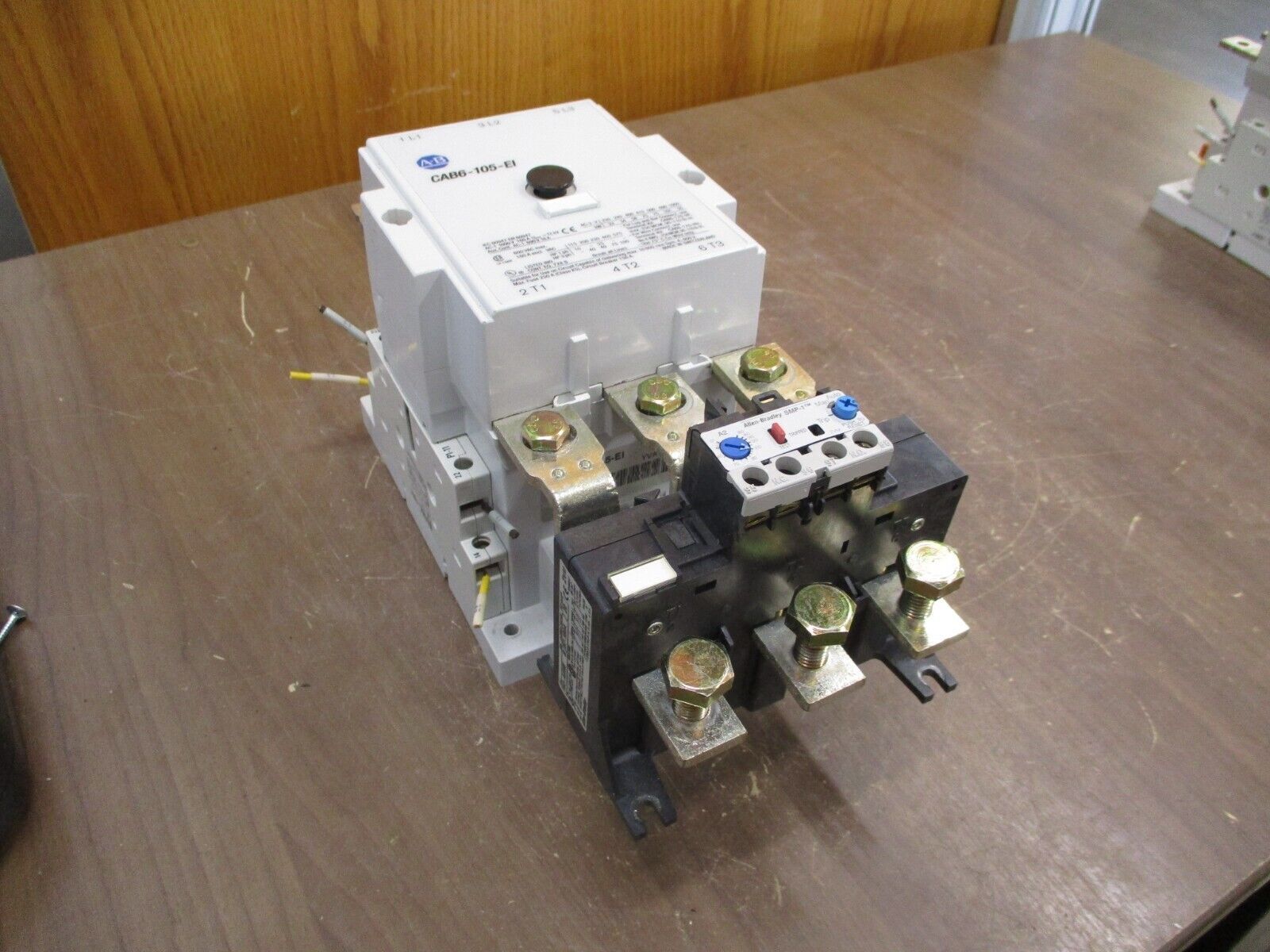 Allen-Bradley Starter CAB6-105-EI / 193-A5M5 380-400V Coil Trip: 57-180A 600V