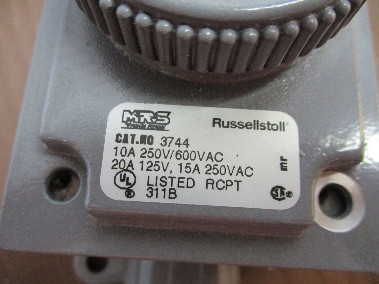 Russellstoll Receptacle 3744 20A @ 125V 15A @ 250V 10A @ 600V 3P 4W *Lot of 3*