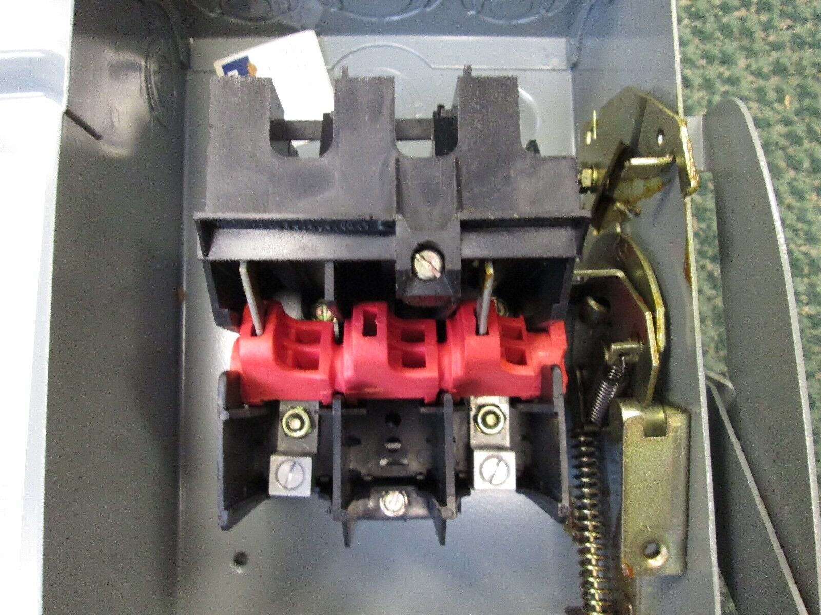 Square D Non-fusible Safety Switch HU-261 30A 600V 2P New Surplus