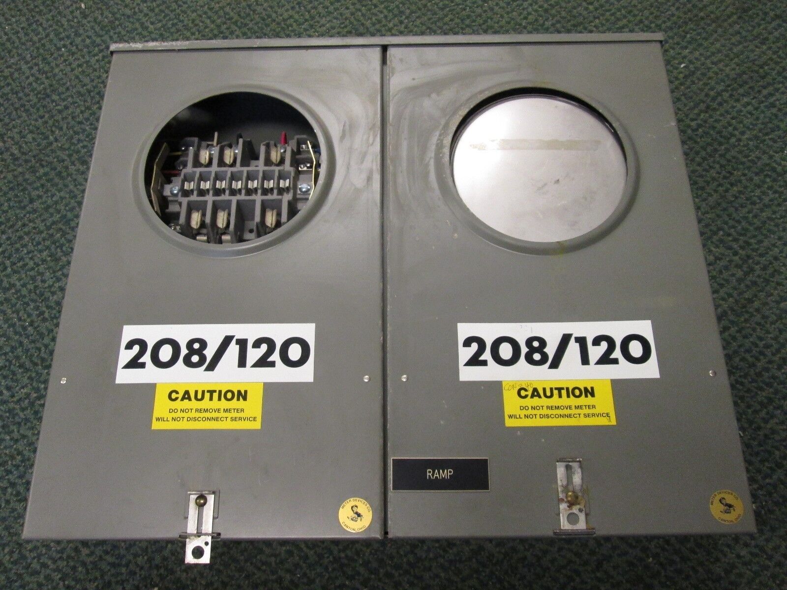 Metering Device Co 2 Position Meter Socket 3Ph 4W 208Y/120V Used