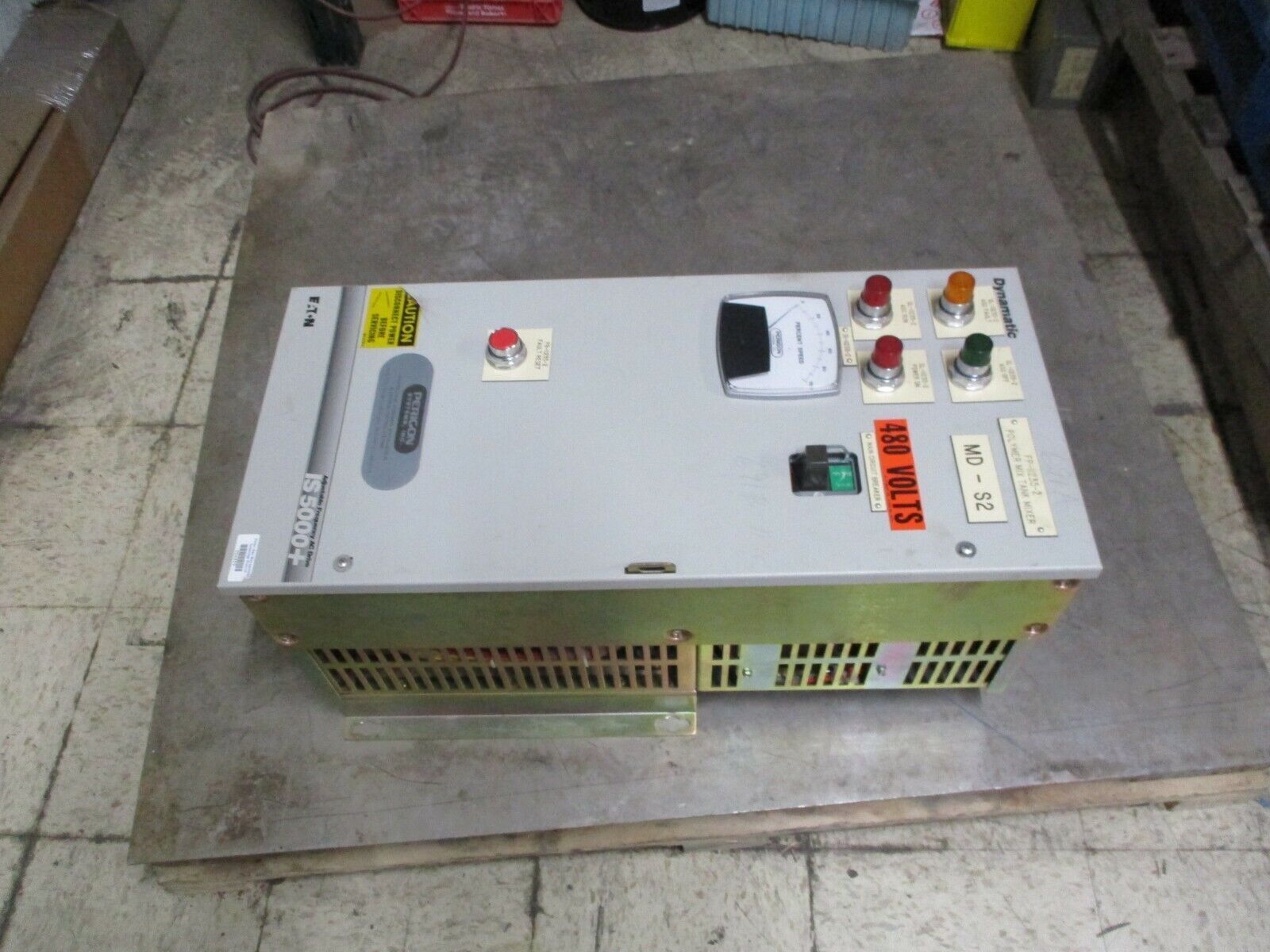 Eaton Dynamatic AC Drive IS 5000+ 5HP 460V 3Ph 60Hz 8A Used