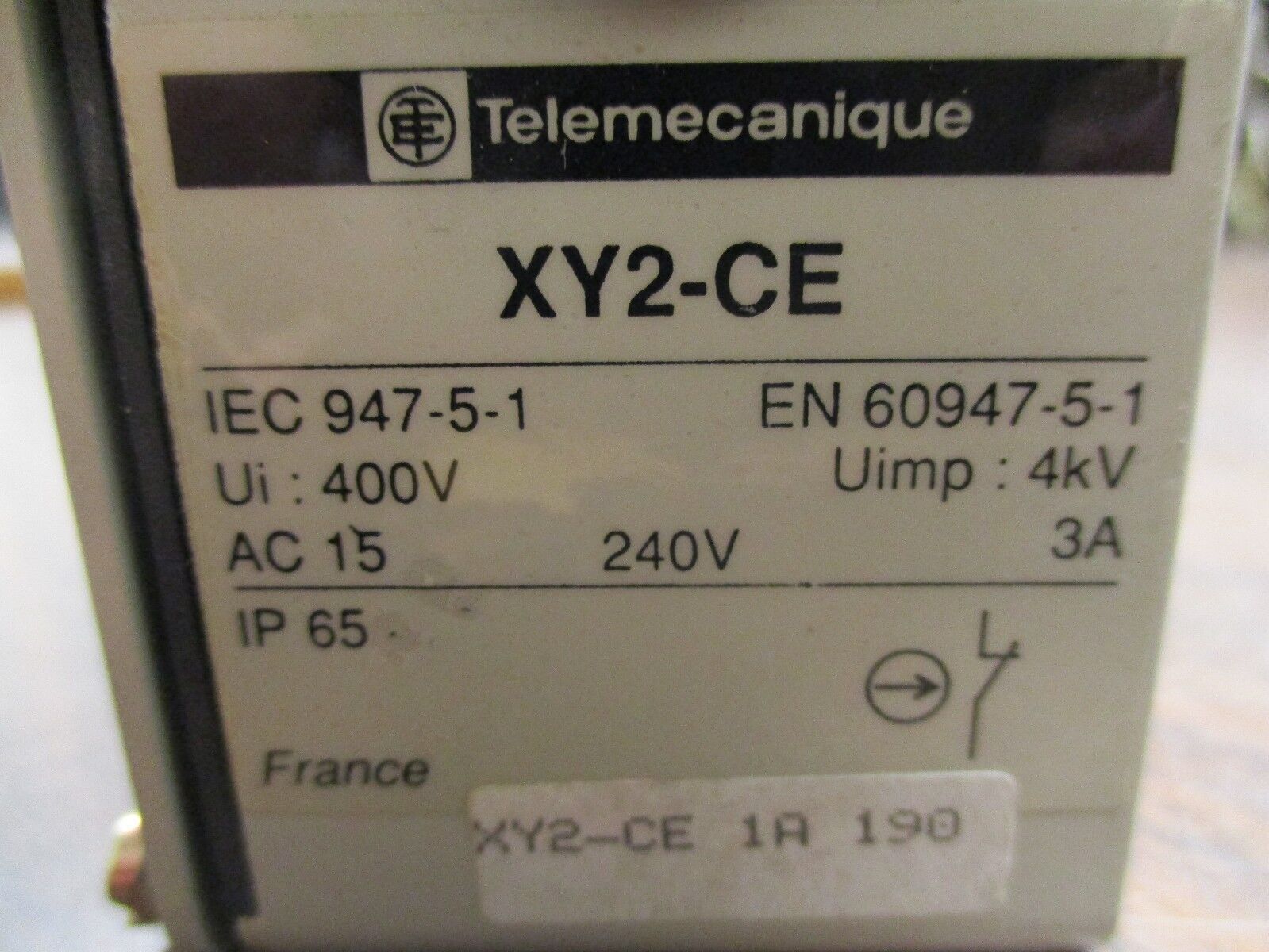 Telemecanique Cable Pull Switch XY2-CE 240V 3A Used