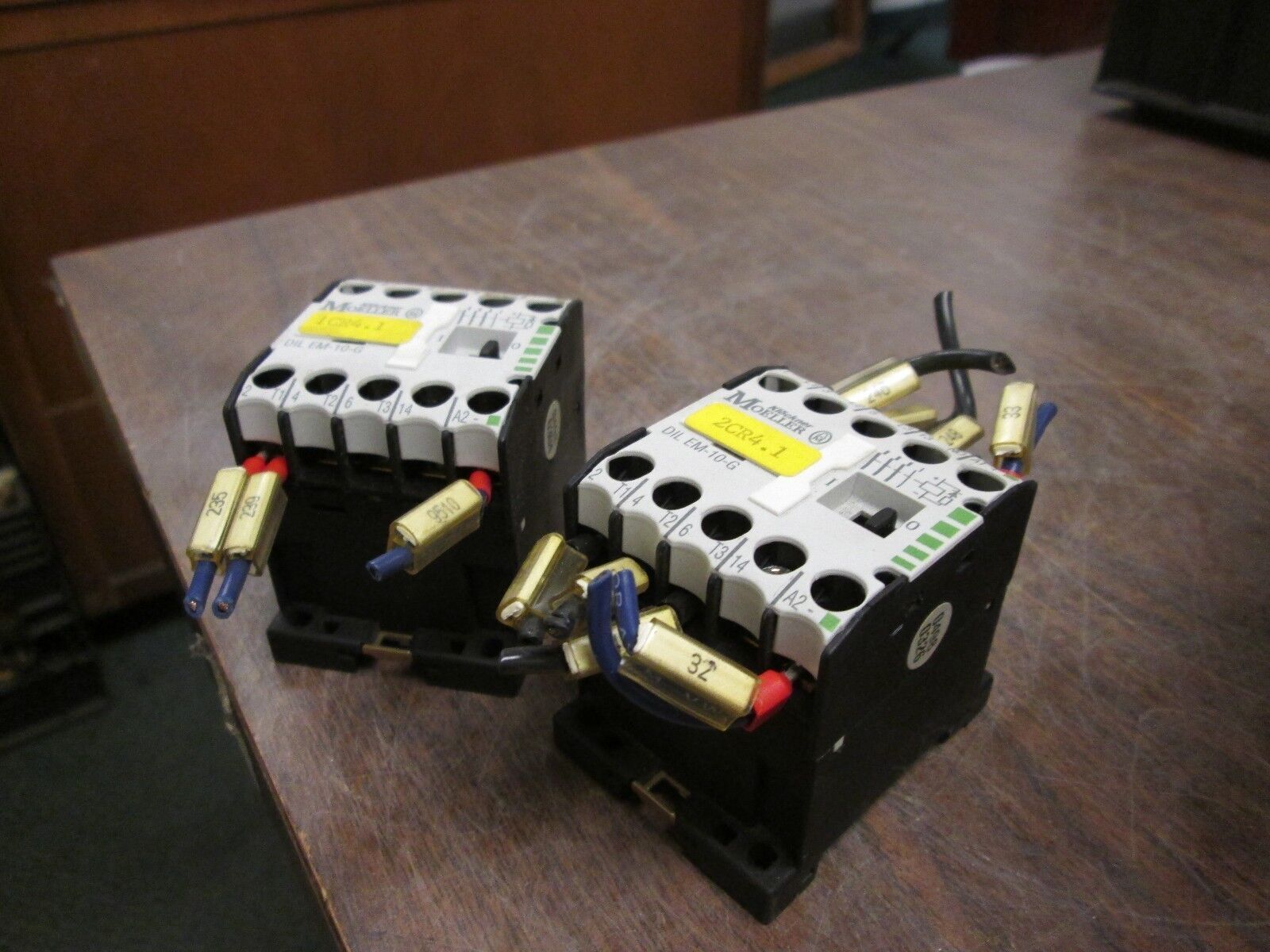 Klockner Moeller Contactor DIL EM-10-G 15A 600V Lots of 2 Used