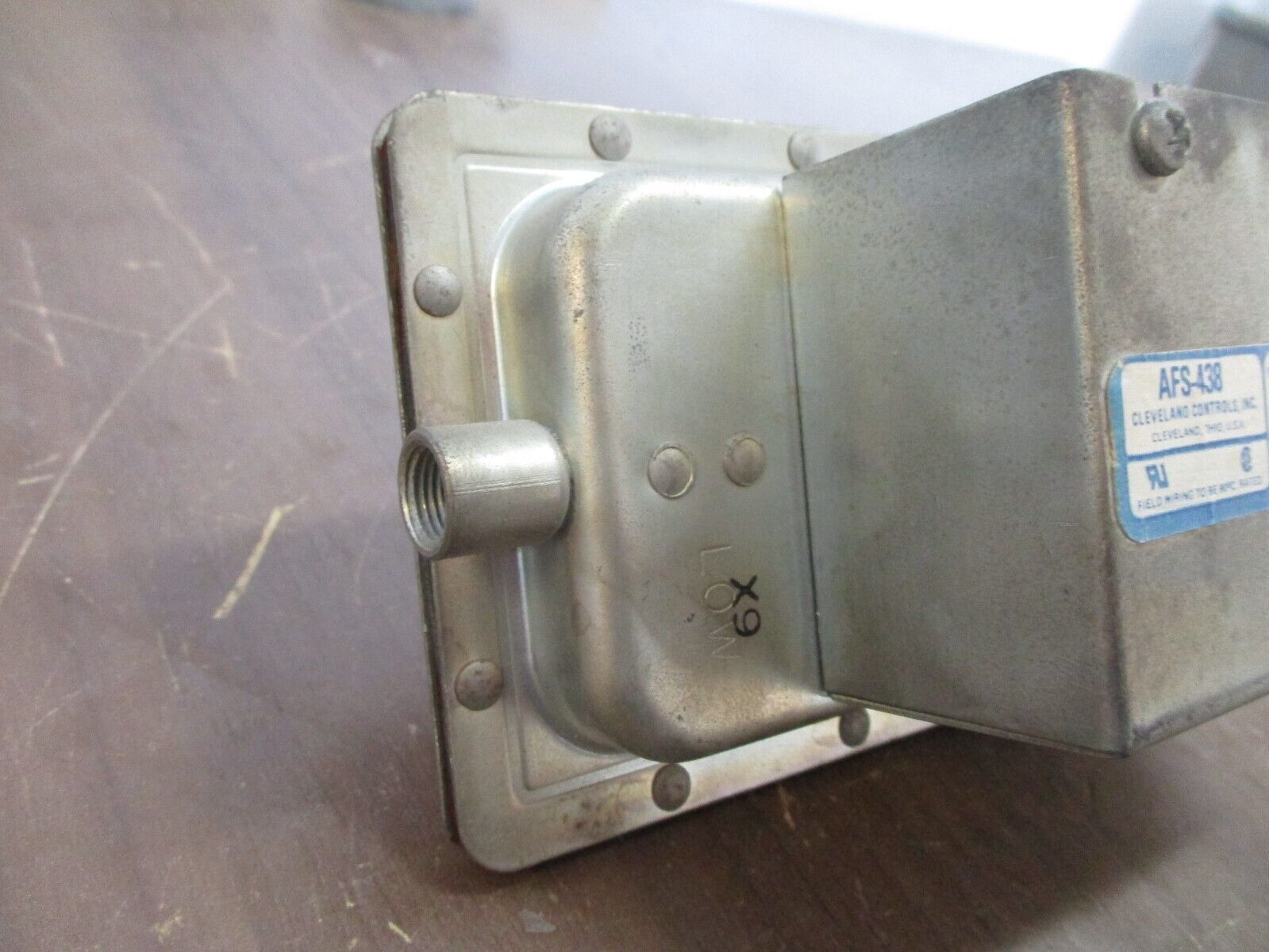 Cleveland Controls Pressure Switch AFS-438 120/277V Used
