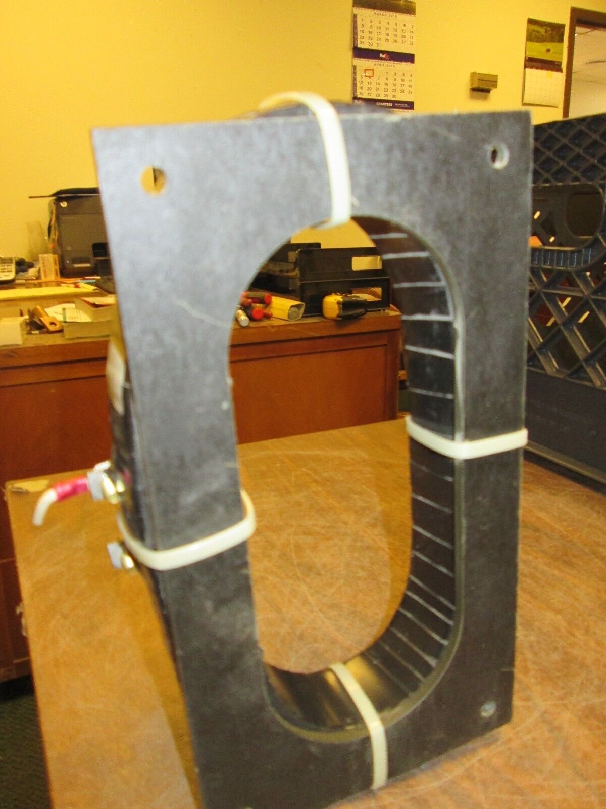 WICC Current Transformer J1-2000-00-T-89 0.6KV Ratio 2000:5 50-60Hz Used
