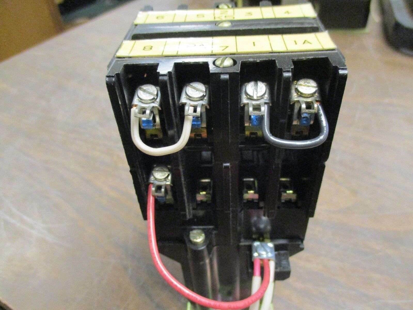 Westinghouse Control Relay w/ 4-Pole Adder ARD4L 24VDC Coil 600VDC Used