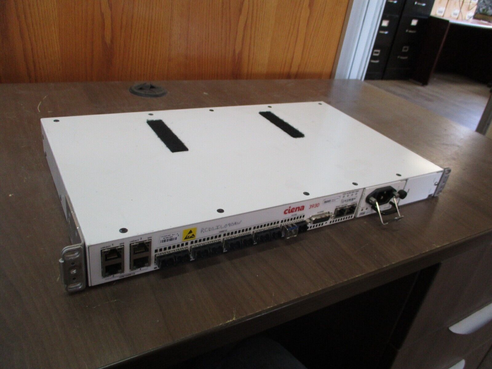 Ciena 3930 Service Delivery Switch 170-3930-900 Rev. N Used