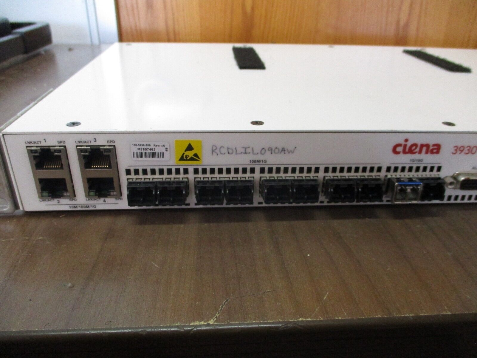 Ciena 3930 Service Delivery Switch 170-3930-900 Rev. N Used