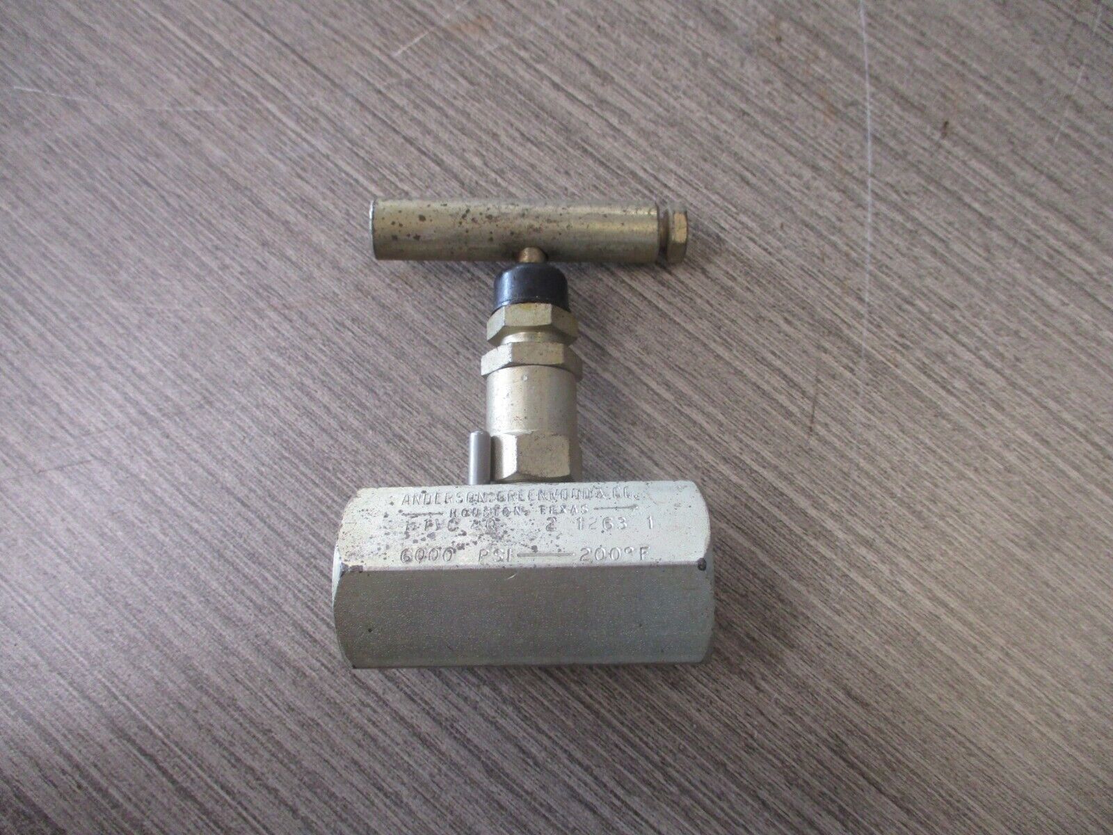 Anderson Greenwood HTVC 40 Needle Valve 2-1263-1 6,000 PSI 200 Degrees F Used.