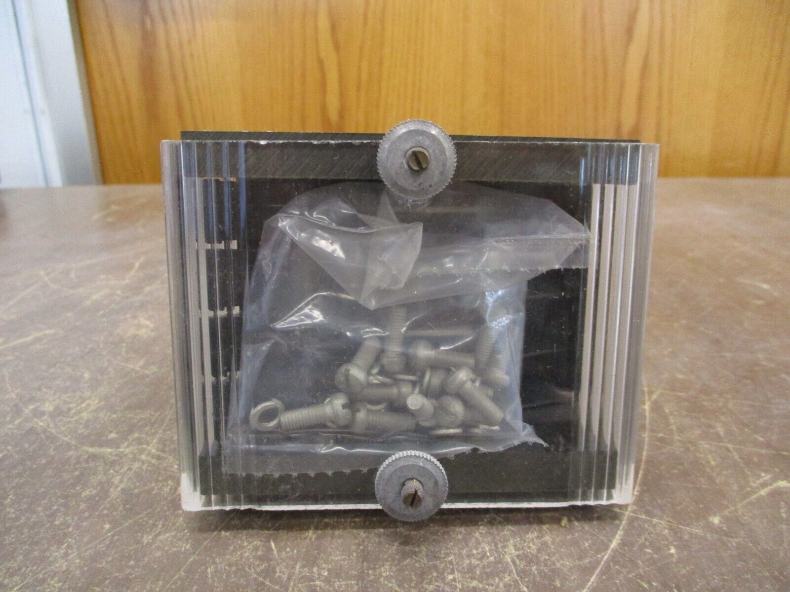 Meter Devices Co. Test Switch 204-2838C-T *No Box* *Broken Insulator*