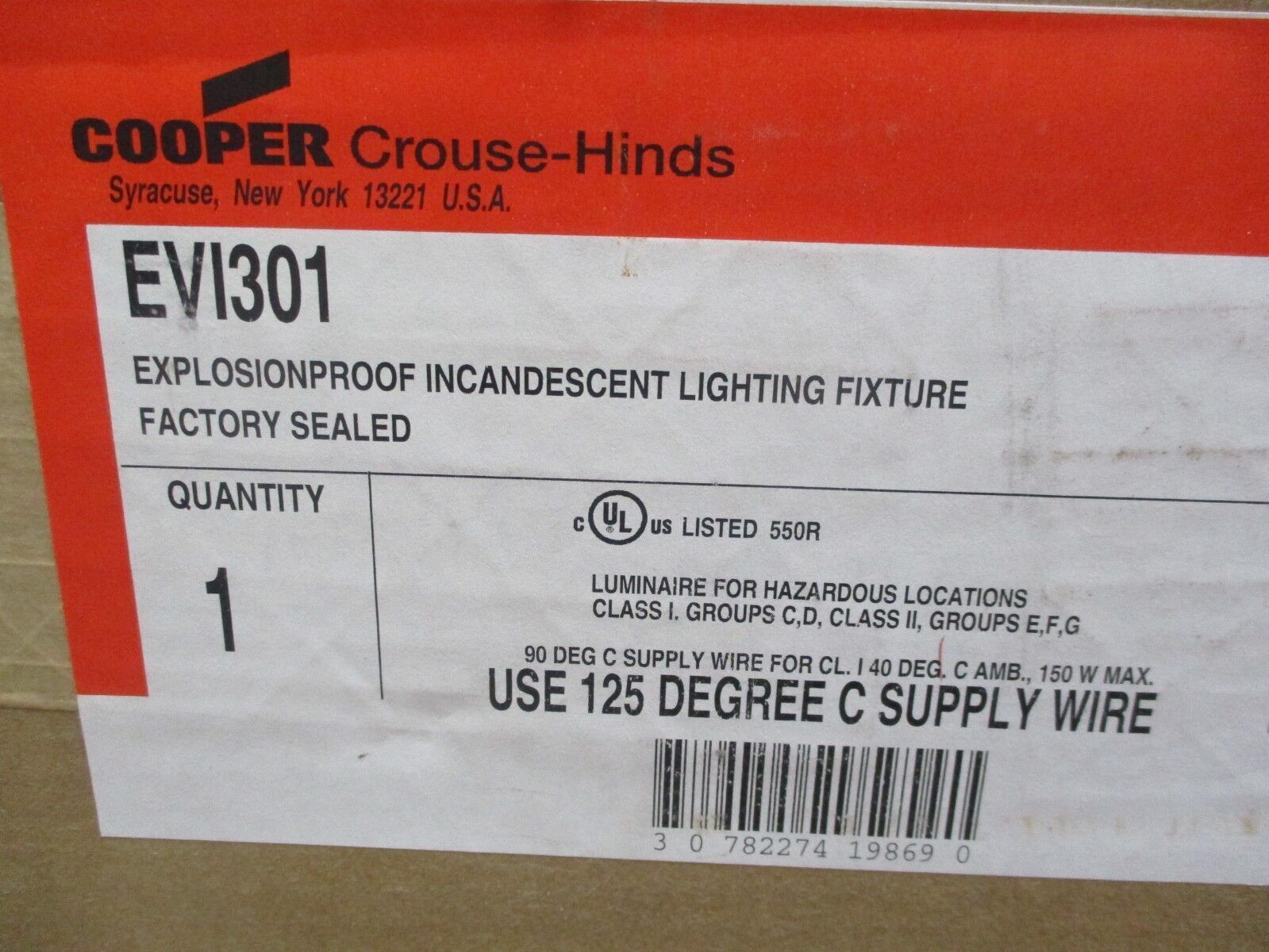 Cooper Crouse-Hinds Explosion Proof Incandescent Lighting Fixture EVI301 150W