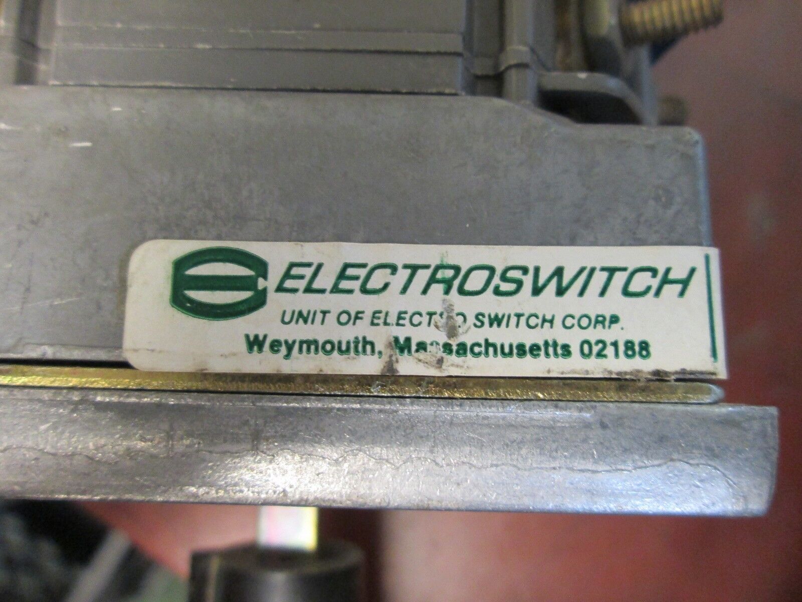 Electroswitch Type W-2 Rotary Switch 505A717G04 8A@600V Used