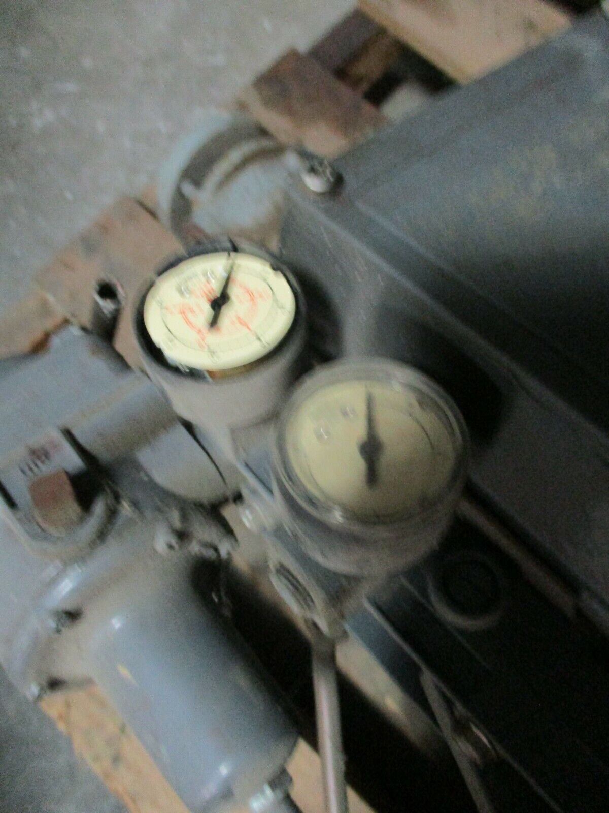 Fisher Diaphragm Control Valve w/ Positioner 657 / BFC Size 30 / 1" Used