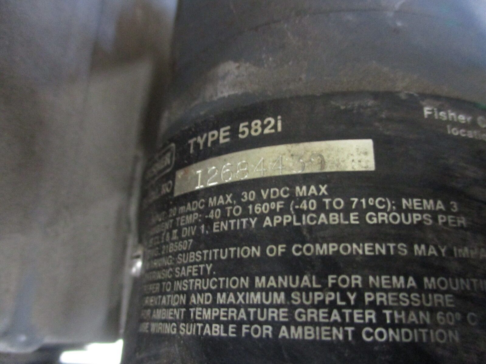 Fisher Diaphragm Control Valve w/ Positioner 657 / BFC Size 30 / 1" Used