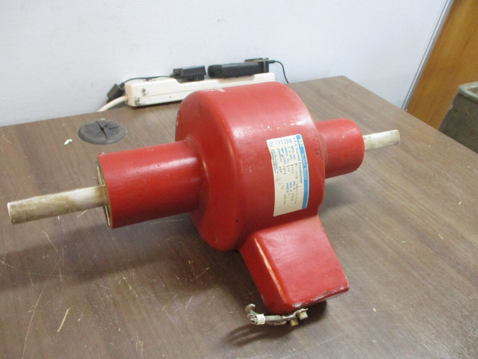 BBC ITE Current Transformer MC-25A1 401571-K14 Ratio 2000:5A 25-60Hz Used