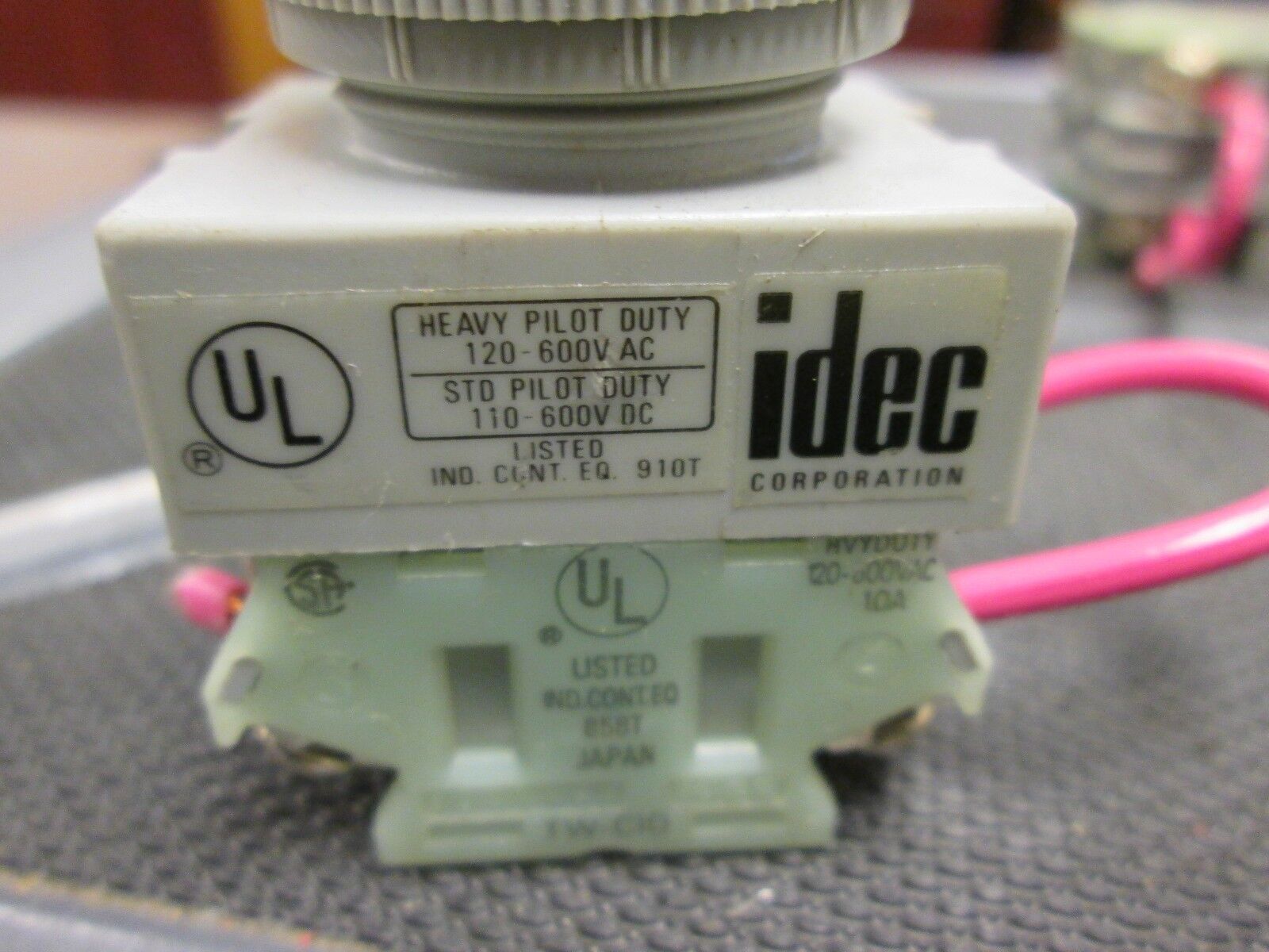 IDEC Selector Switch ASW3L20 120-600VAC 3 Position **Lot of 3** Used