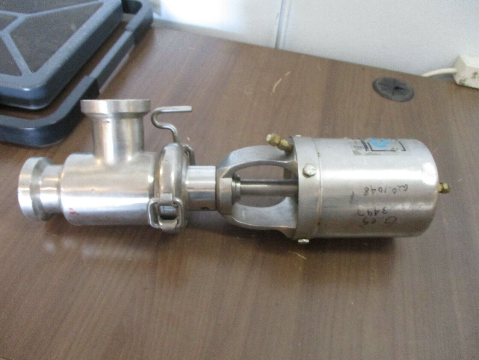 Cherry-Burrell Air Actuated Valve Size: 2¼" Stainless Steel Used