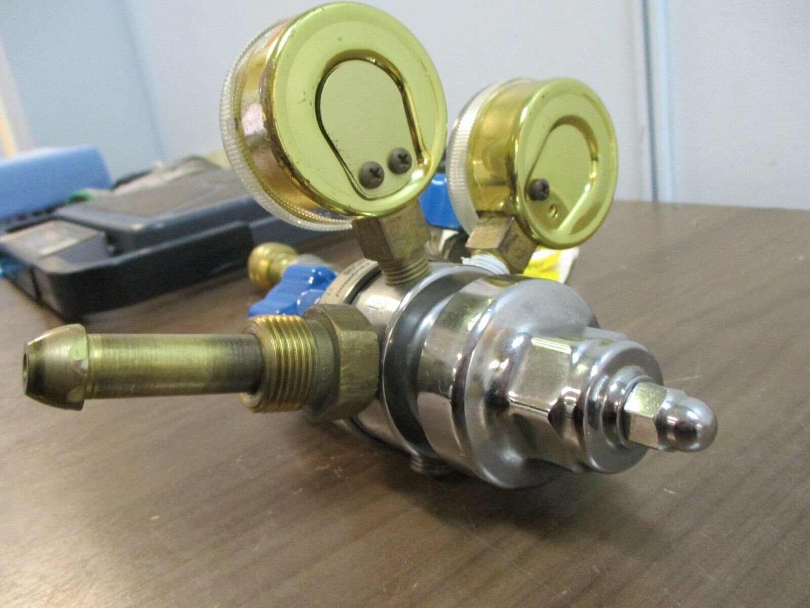 Advanced Specialty Gas Equipment Gas Regulator UPE3150580 3000 PSI Used