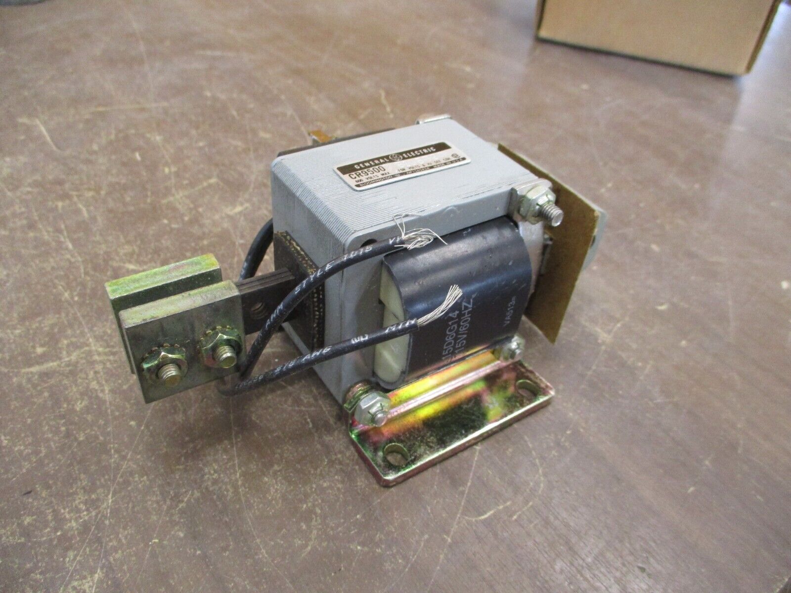GE Solenoid CR9500B108B2A 115V Coil New Surplus