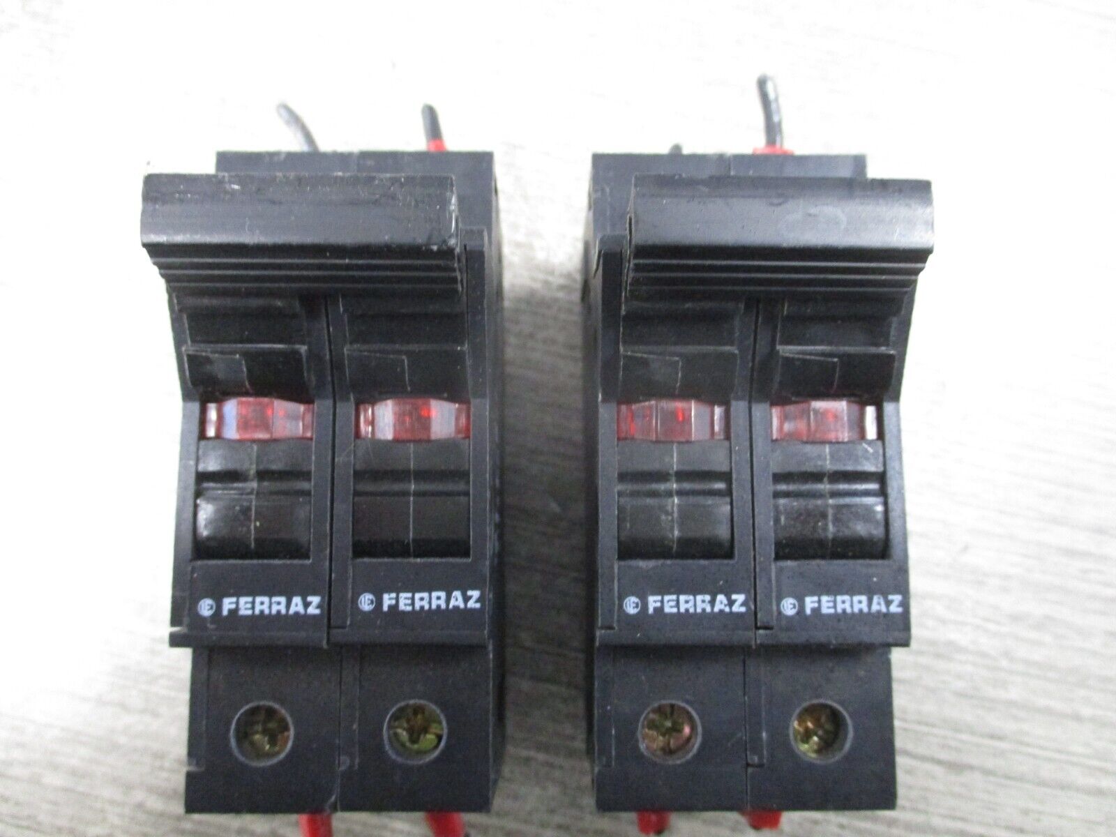 Ferraz Fuseholder ST 10 M 81 224 30A 600V 2P *Lot of 2* Used
