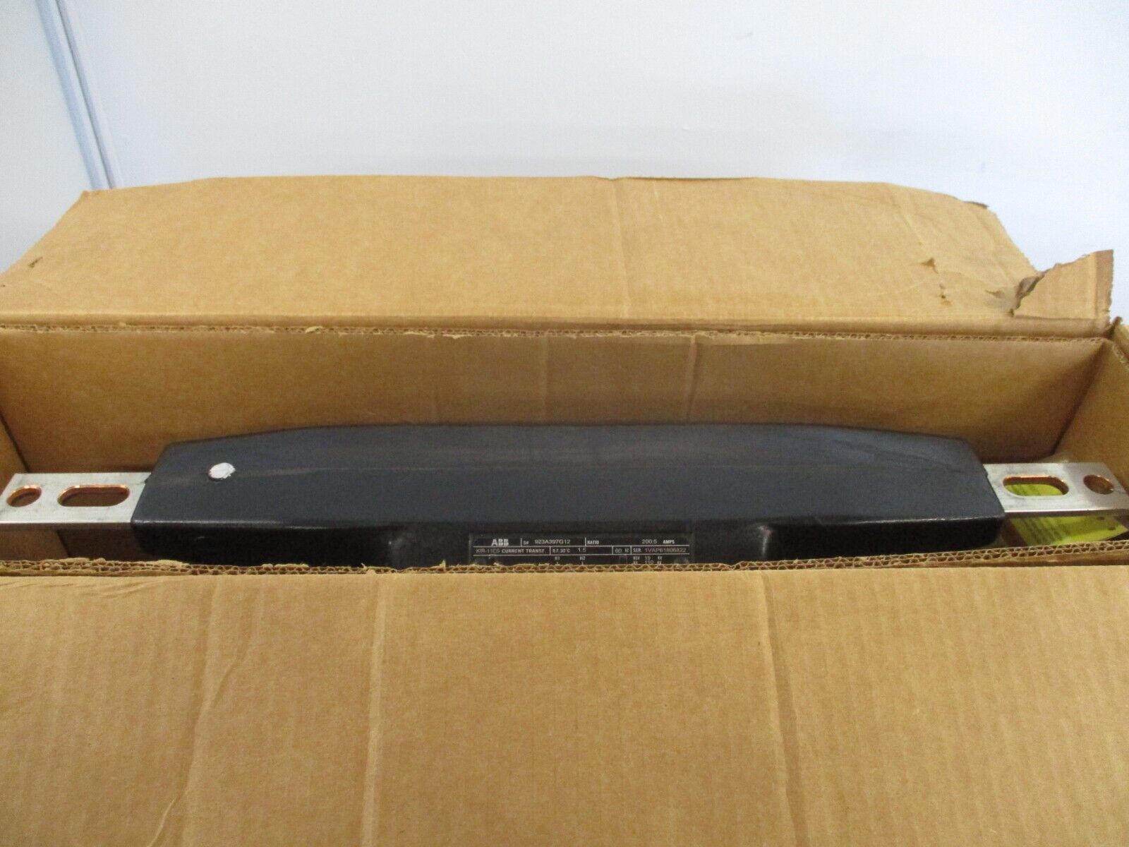 ABB KIR-11ES Current Transformer 923A397G12 Ratio 200:5A 15kV 60Hz 110kV BIL