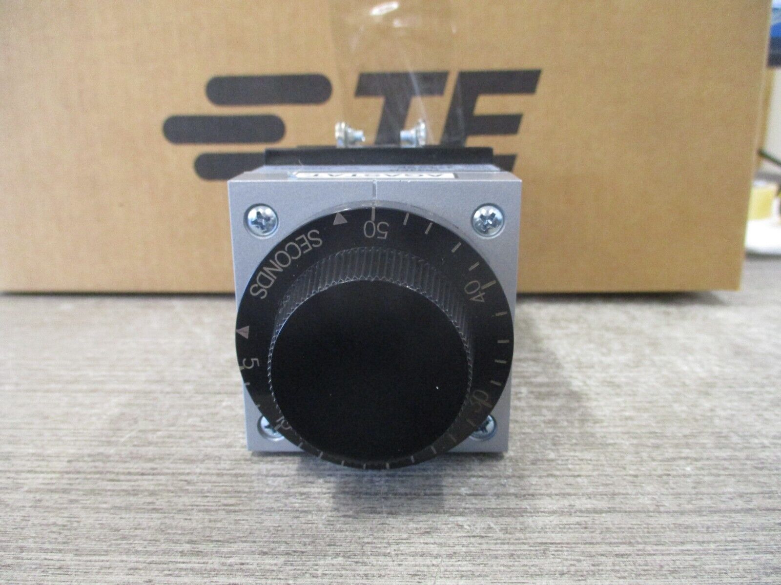 Agastat Timing Relay 7024PD 125VDC Time:5-50 Sec New surplus