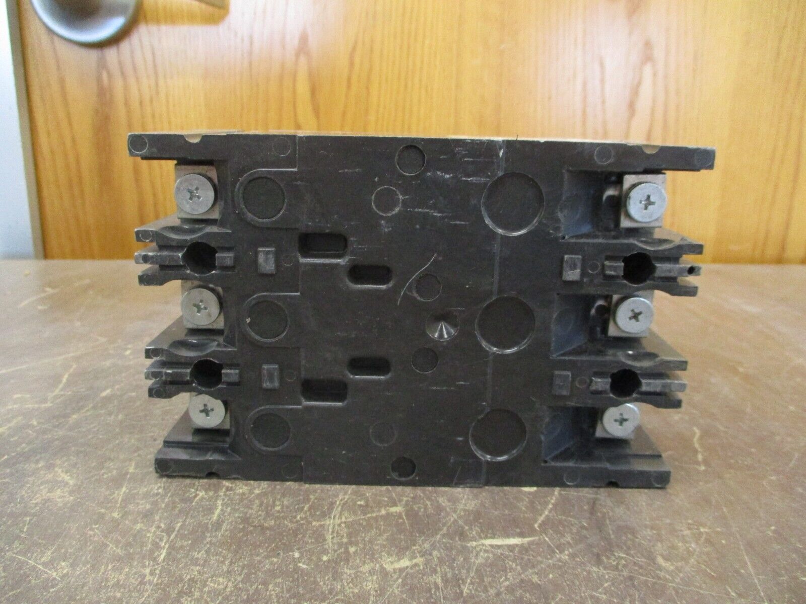 GE Circuit Breaker TEB132060WL 60A 240V 3P New Surplus