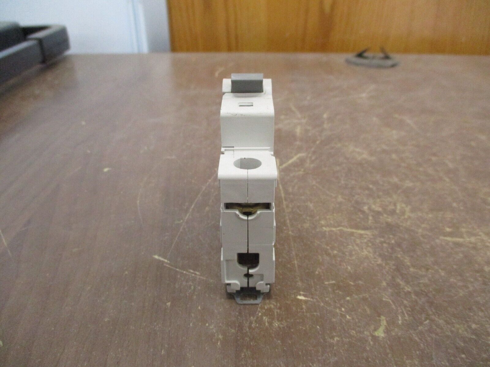 Eaton Circuit Breaker WMS1C03 3A 240V 1P *Box of 6* New Surplus