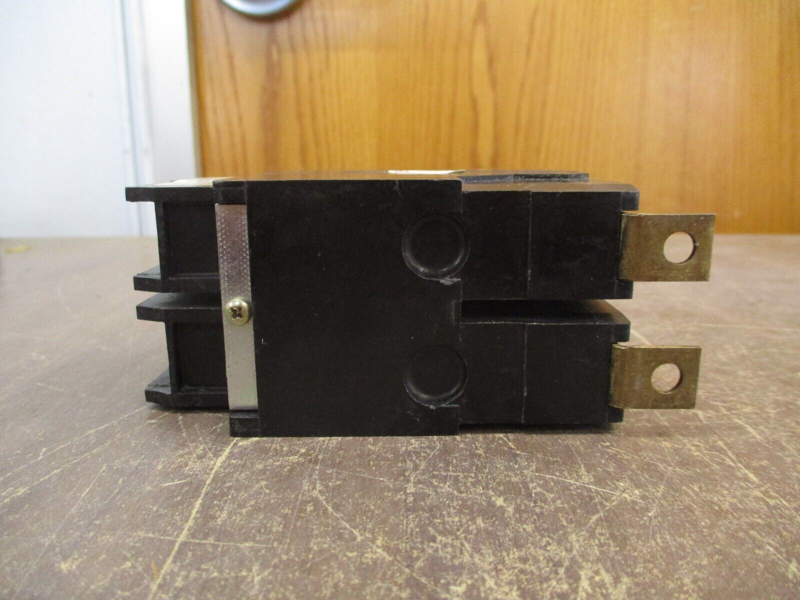 Cutler-Hammer Bolt-On Circuit Breaker GHB2030 277/480V 30A 2P New Surplus