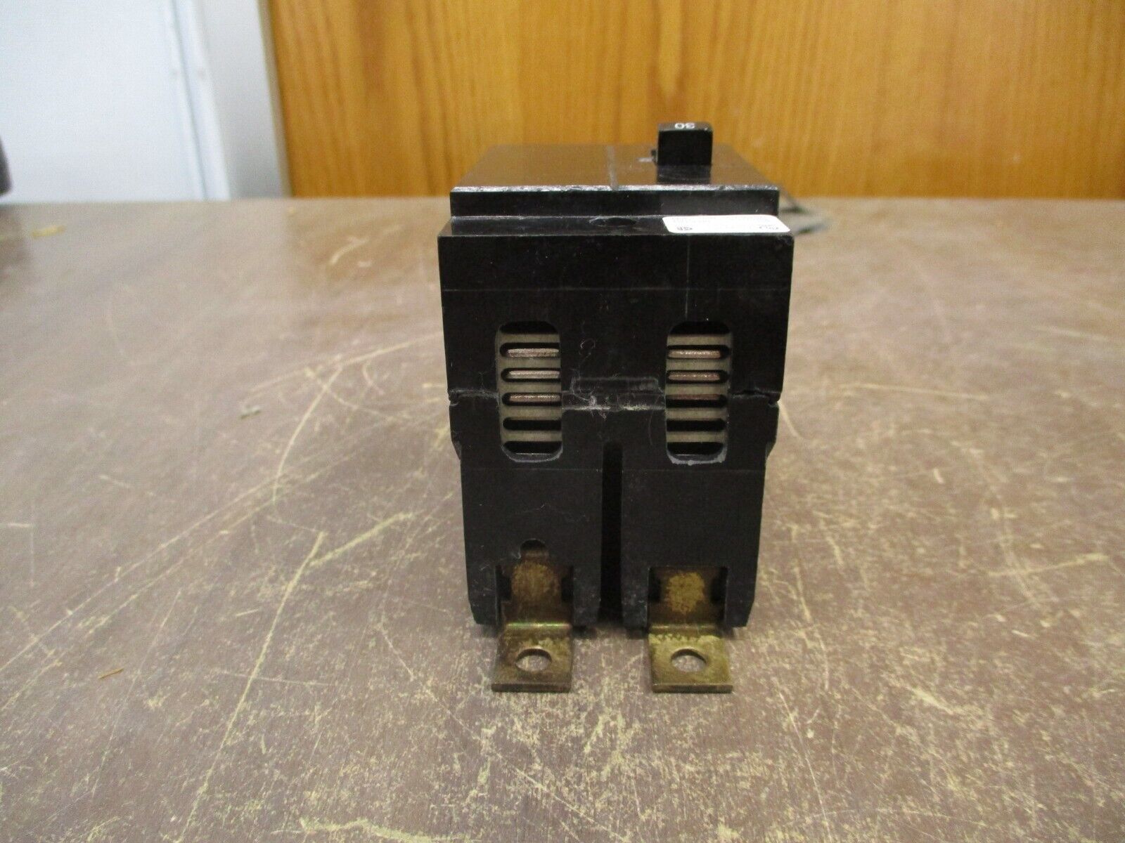 Cutler-Hammer Bolt-On Circuit Breaker GHB2030 277/480V 30A 2P New Surplus