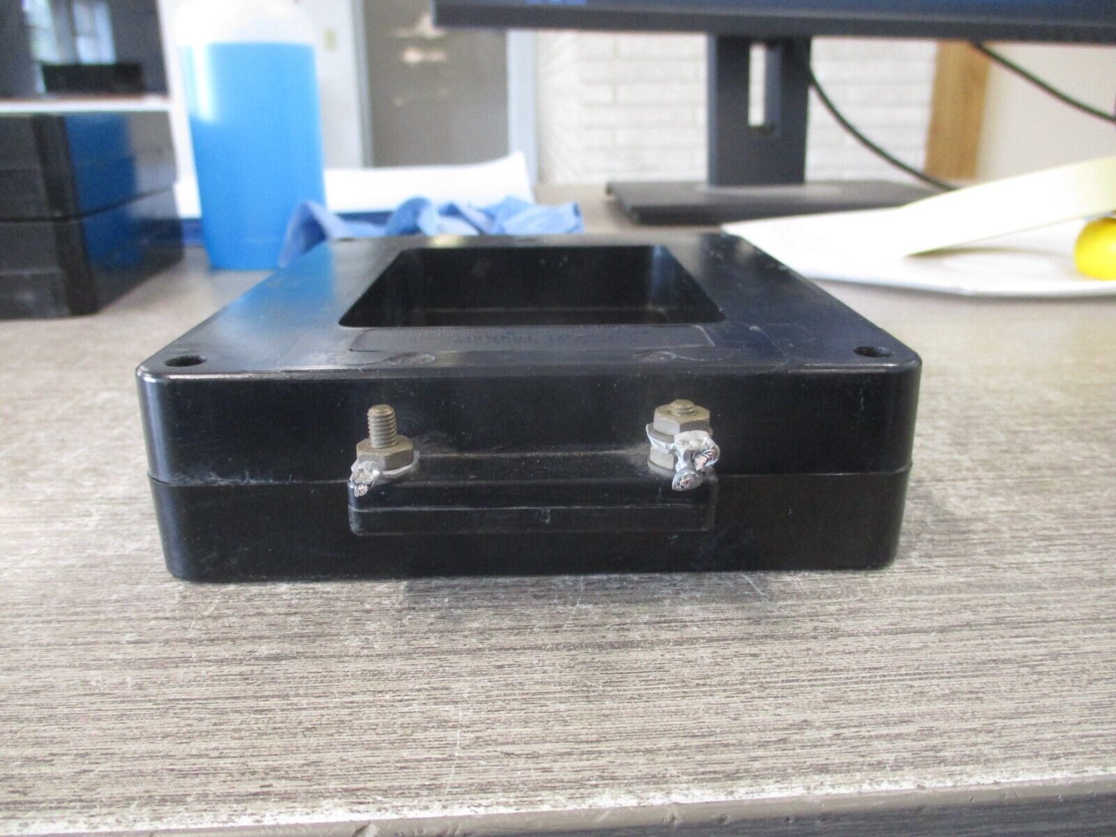 Instrument Transformers Current Transformer 75C149640P-3 Ratio 200:5A 600V