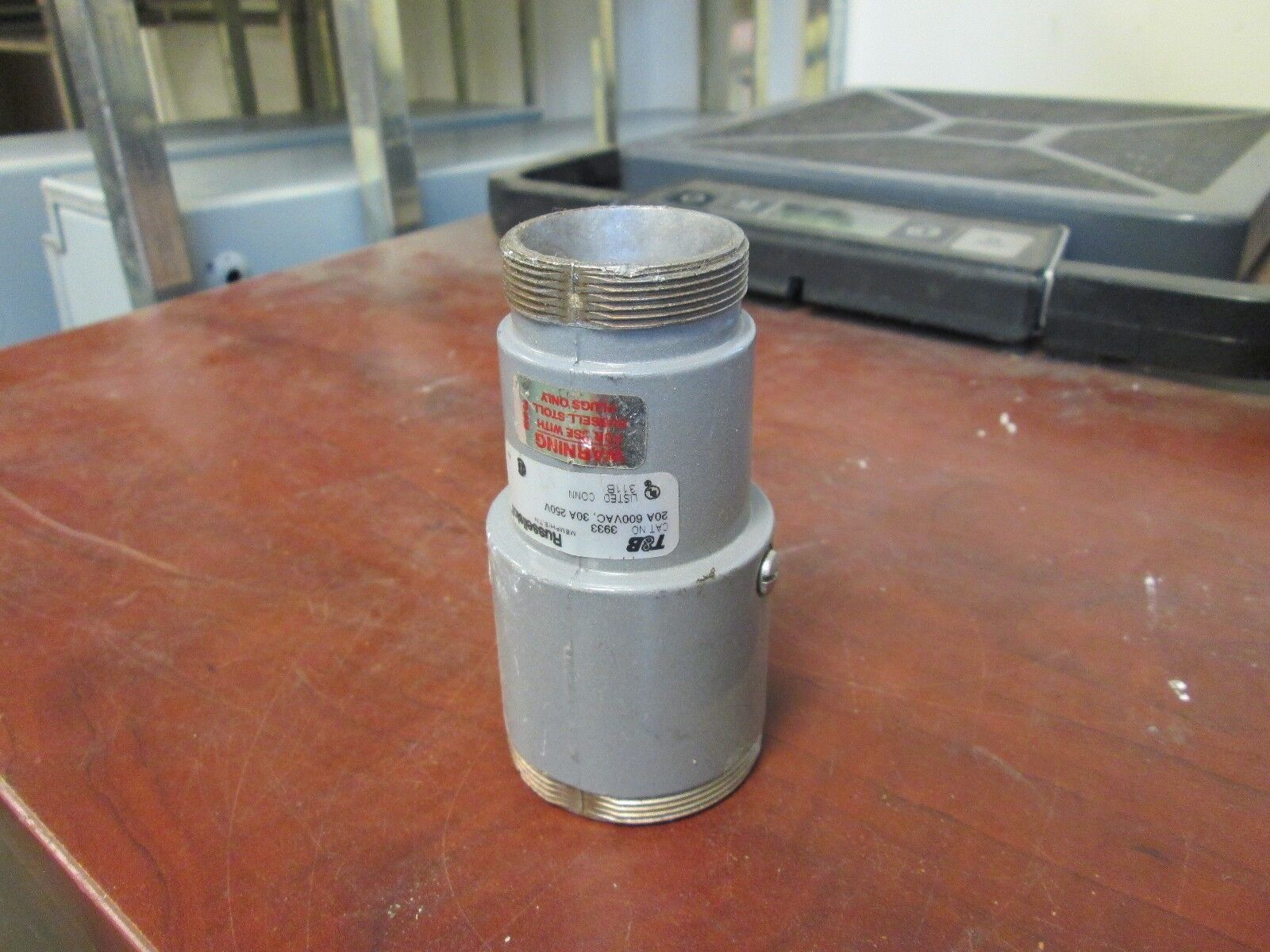 RussellStoll Connector 3933 Open End 20A-600V 30A-250V 3W Used