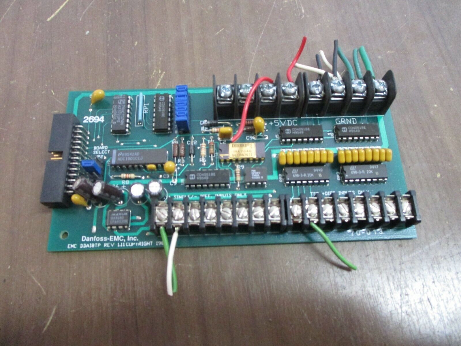 Danfoss-EMC Analog Input Board DDAI8TP Rev. 1.11 Used