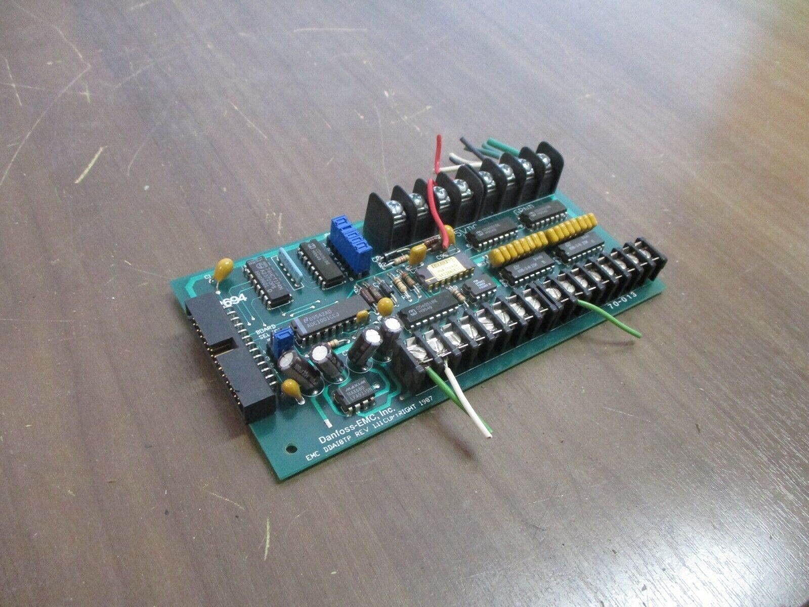 Danfoss-EMC Analog Input Board DDAI8TP Rev. 1.11 Used