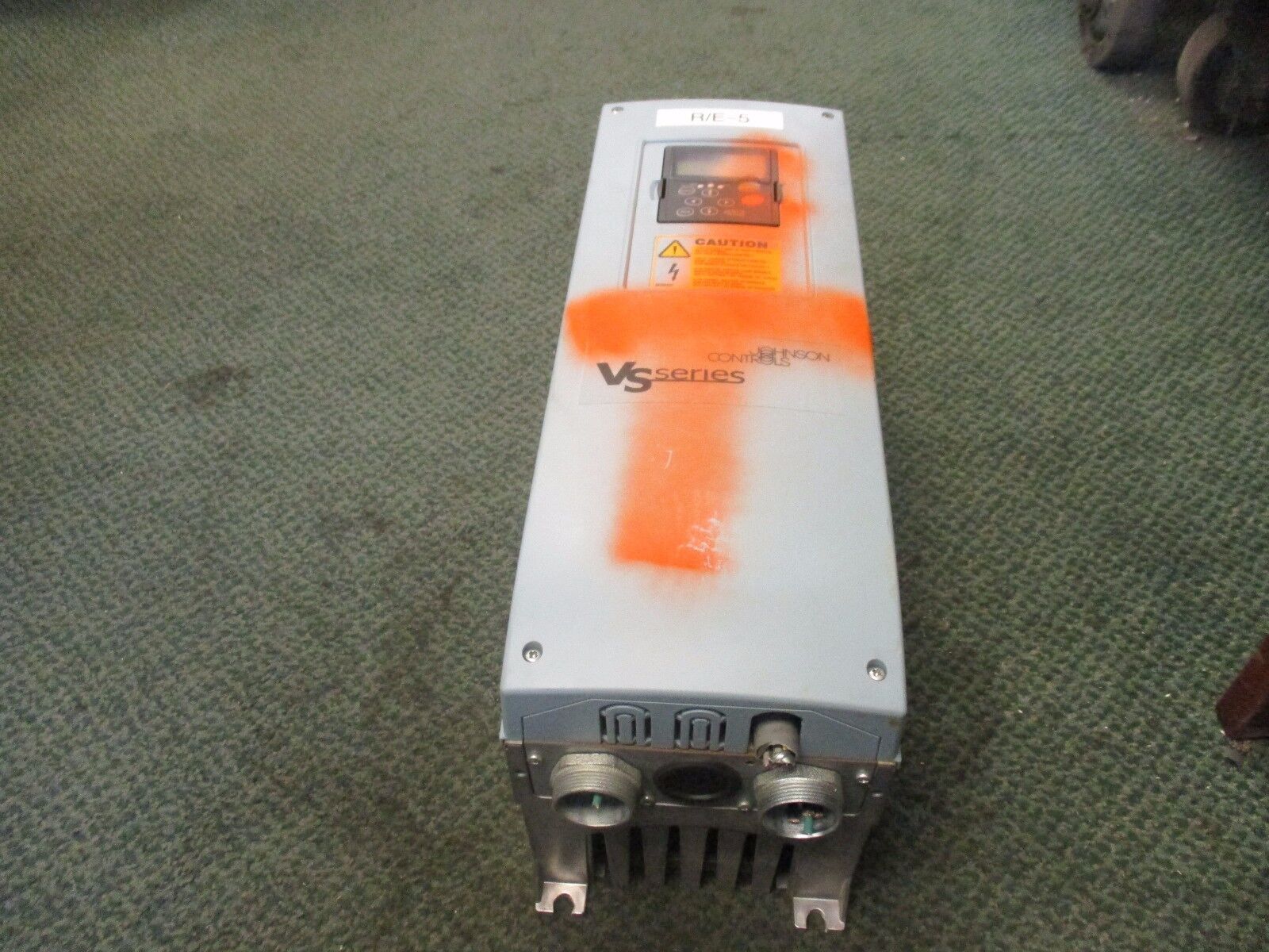 Johnson Controls VS Series AC Drive VS025410A-L0000 25HP Used