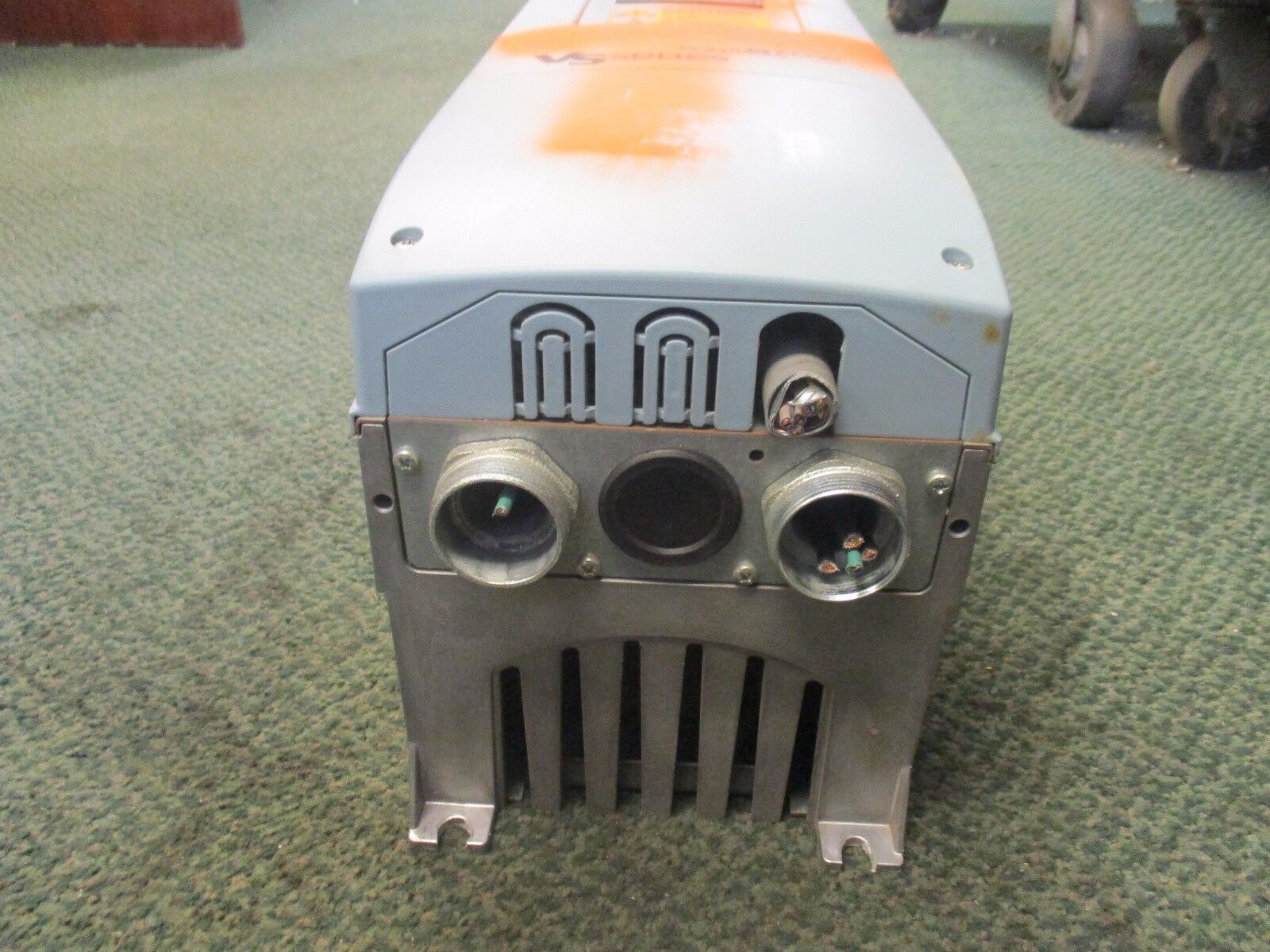 Johnson Controls VS Series AC Drive VS025410A-L0000 25HP Used