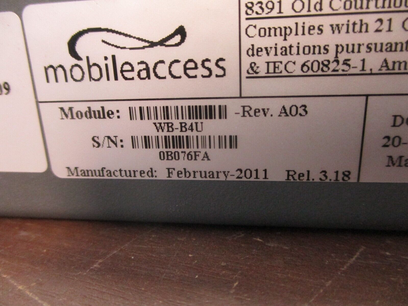 Corning MobileAccess Base Unit WB-B4U Rev. A03 4-Links 20-48VDC 0.7A Used