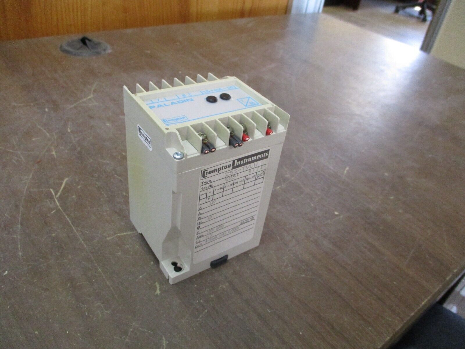 Crompton Paladin Transducer 253-TVLU 120V 60Hz Used