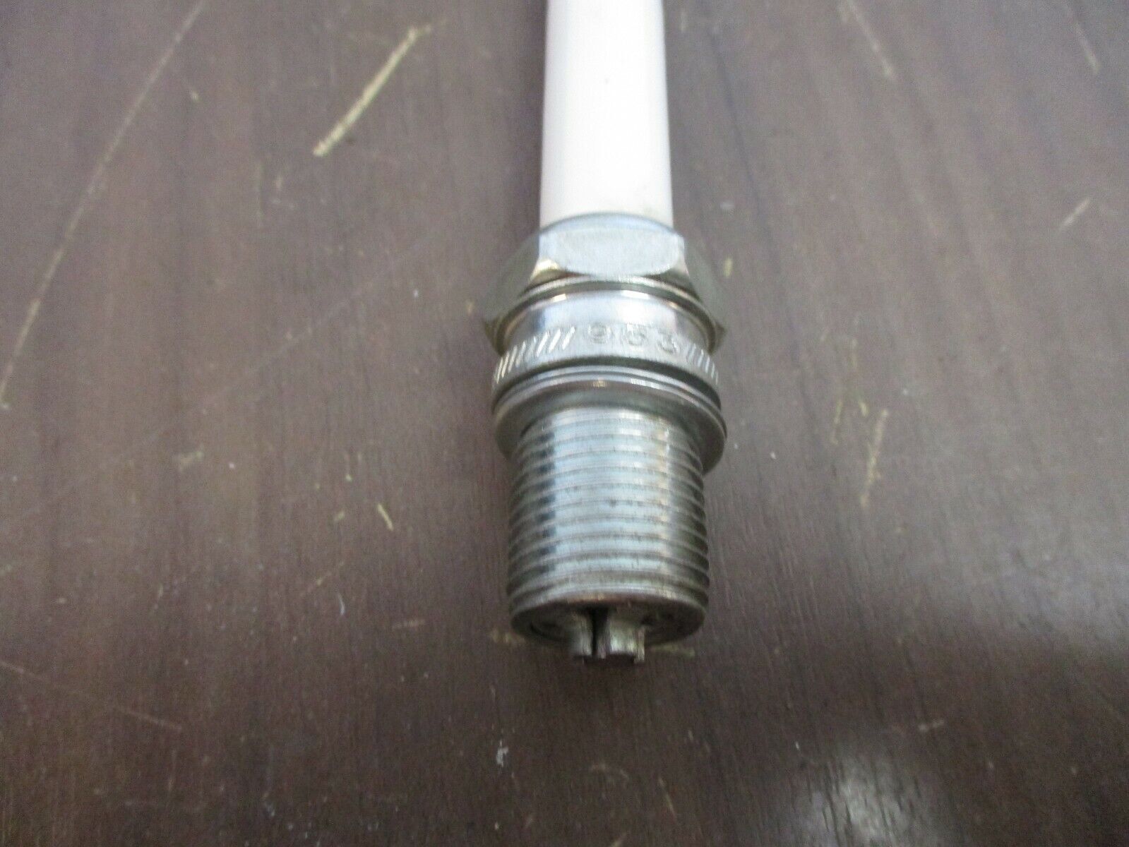 Federal Mogul Champion Spark Plug 643 New Surplus