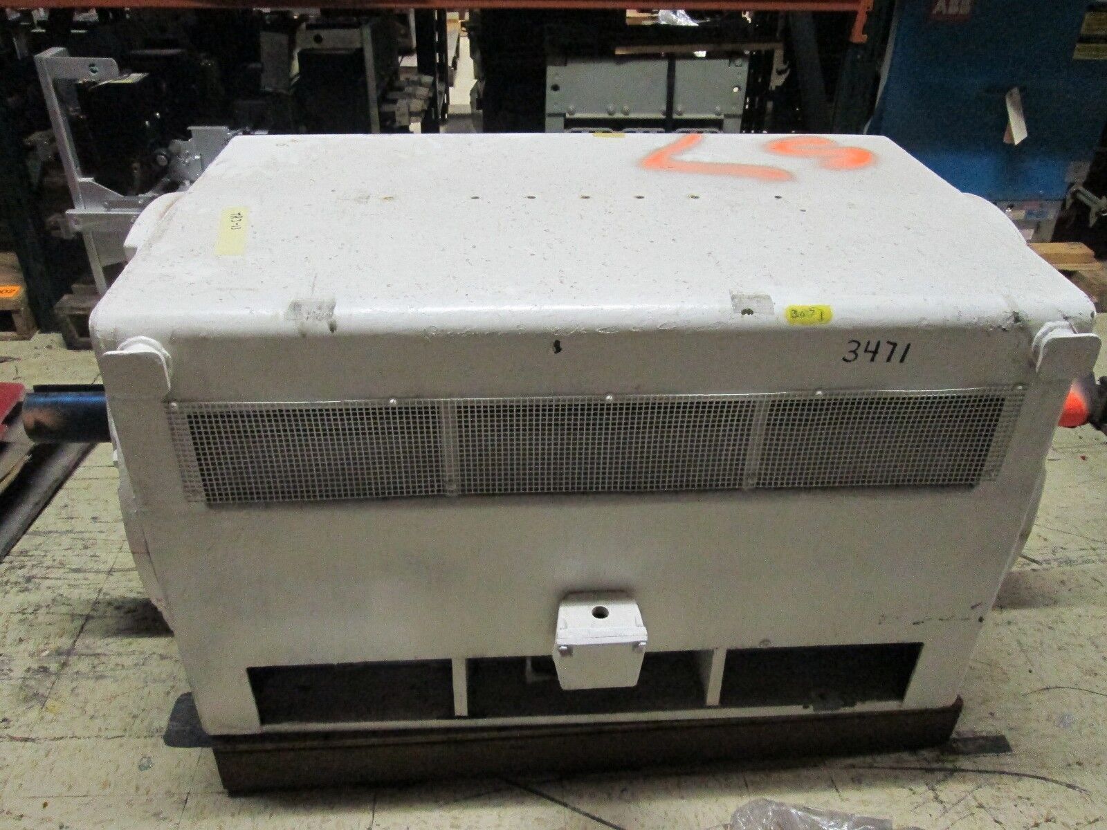 GE Model Custom 8000 Motor 5K821067C10 402HP Rated: 350HP 600RPM 82105 Frame