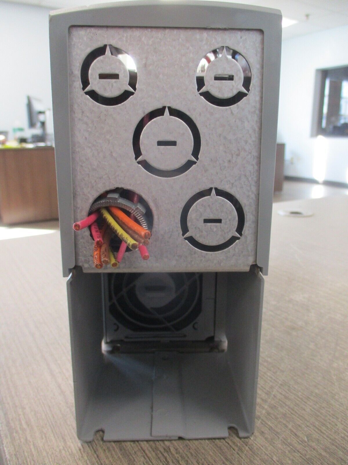 Danfoss VLT AC Drive 131F0668 5HP 3Ph Input: Output: *No Cover* *No Keypad* Used