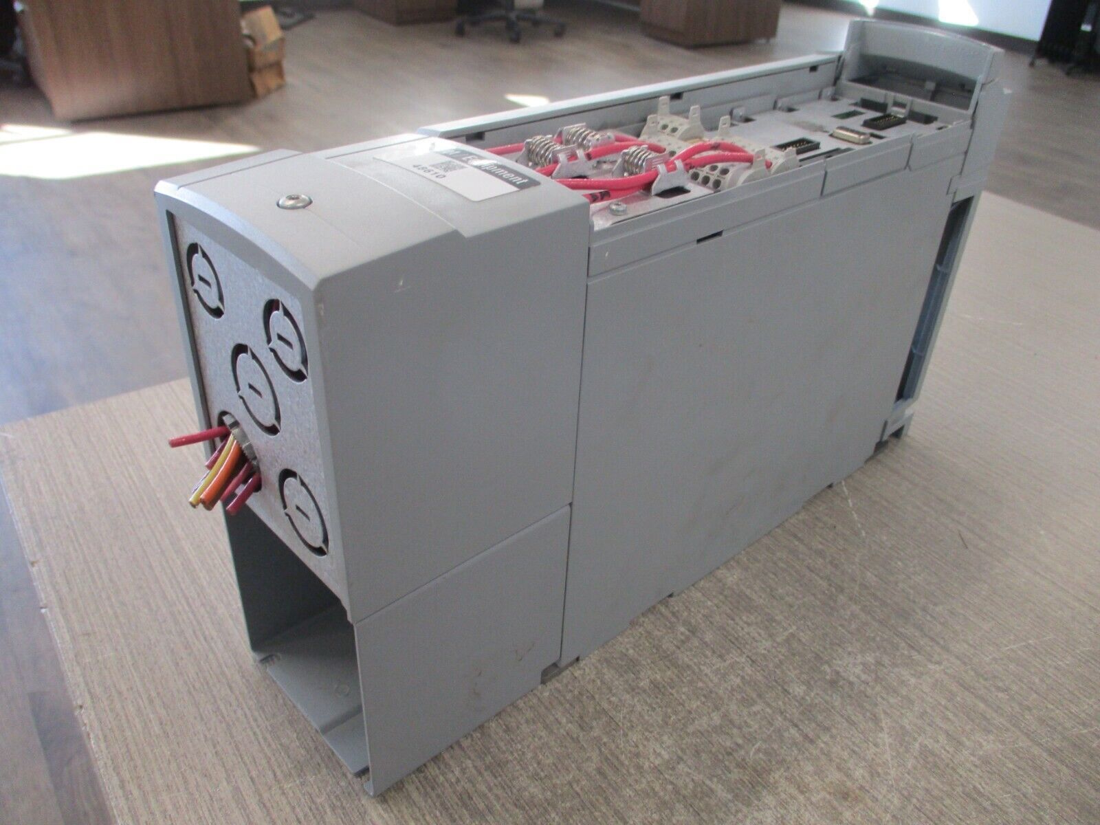 Danfoss VLT AC Drive 131F0668 5HP 3Ph Input: Output: *No Cover* *No Keypad* Used