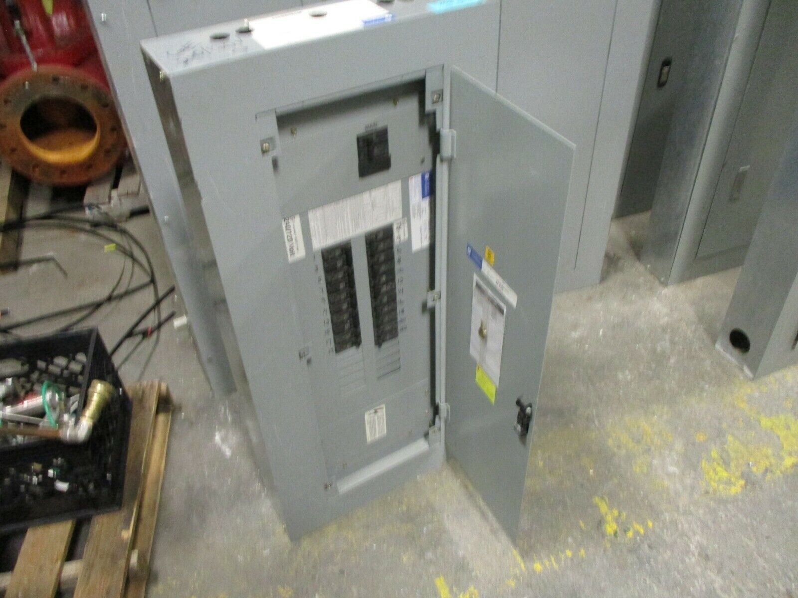 GE Main Breaker Circuit Breaker Panel AQU1302RCX 225A Max 120/240V 1Ph 3W Used