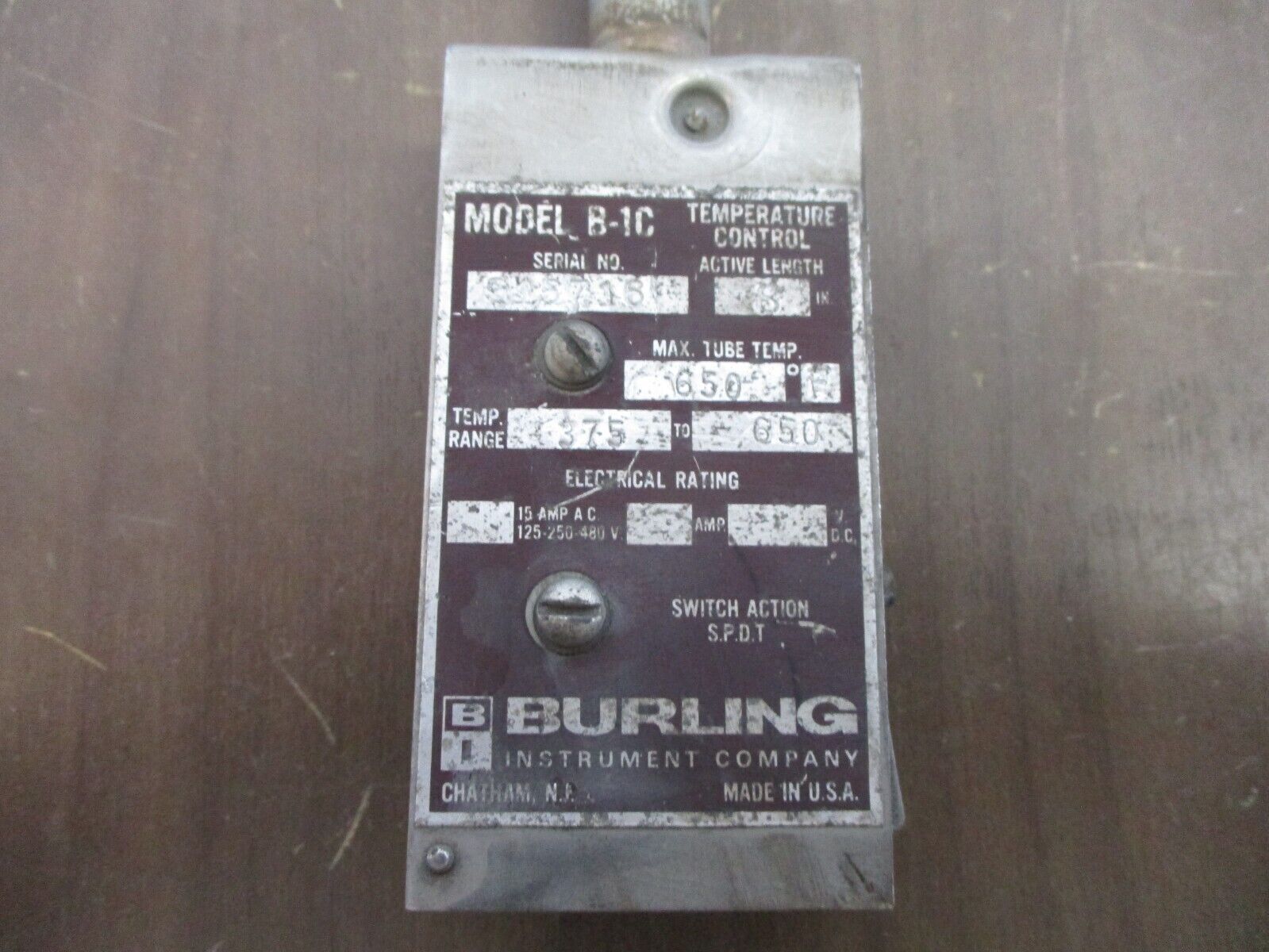 Burling Temperature Control Model B-1C Length: 8" 650°F Max Range: 375-650° Used