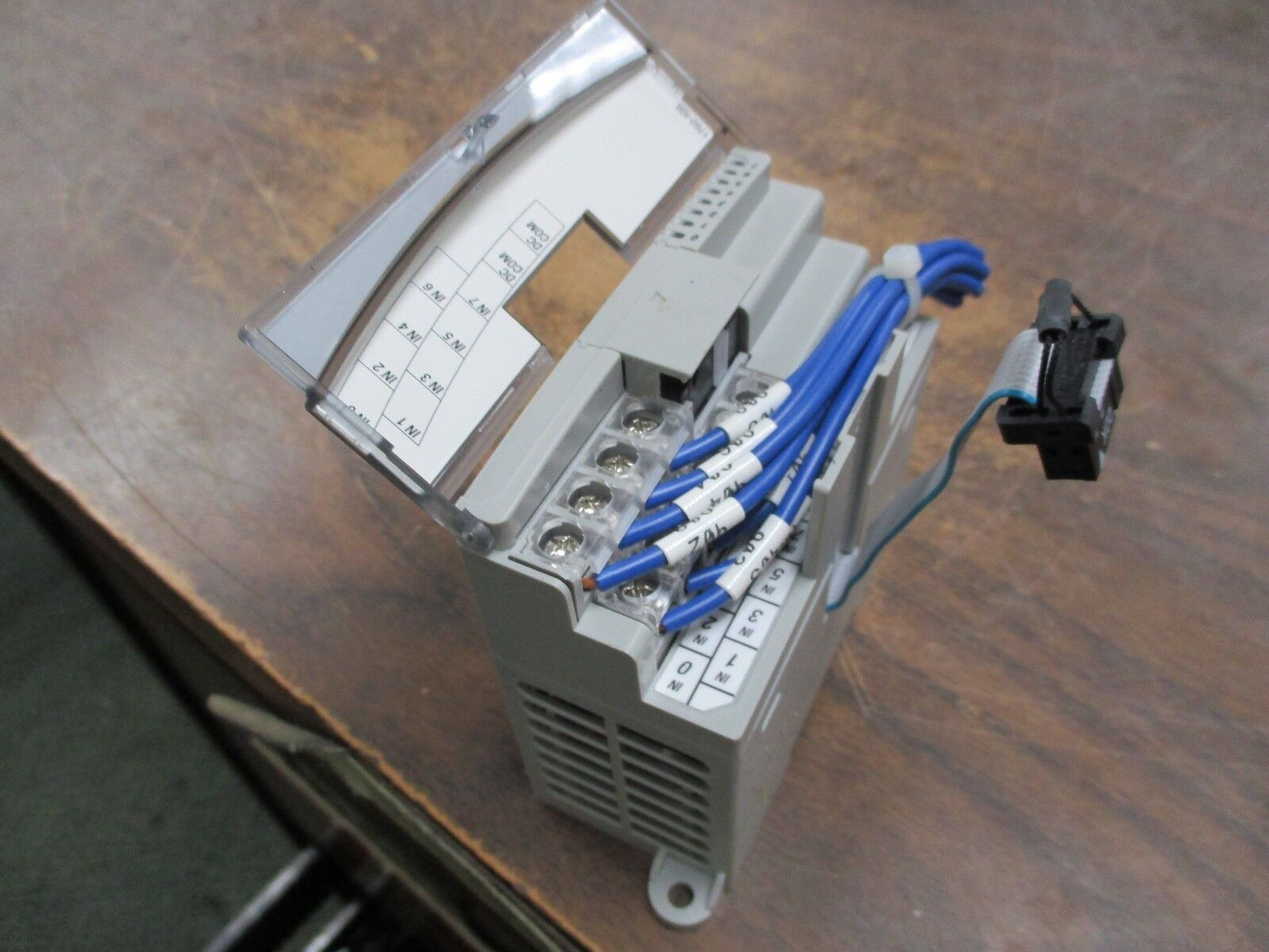 Allen-Bradley MicroLogix 8PT 24VDC Sink/Source Input Module 1762-IQ8 Ser A Rev B