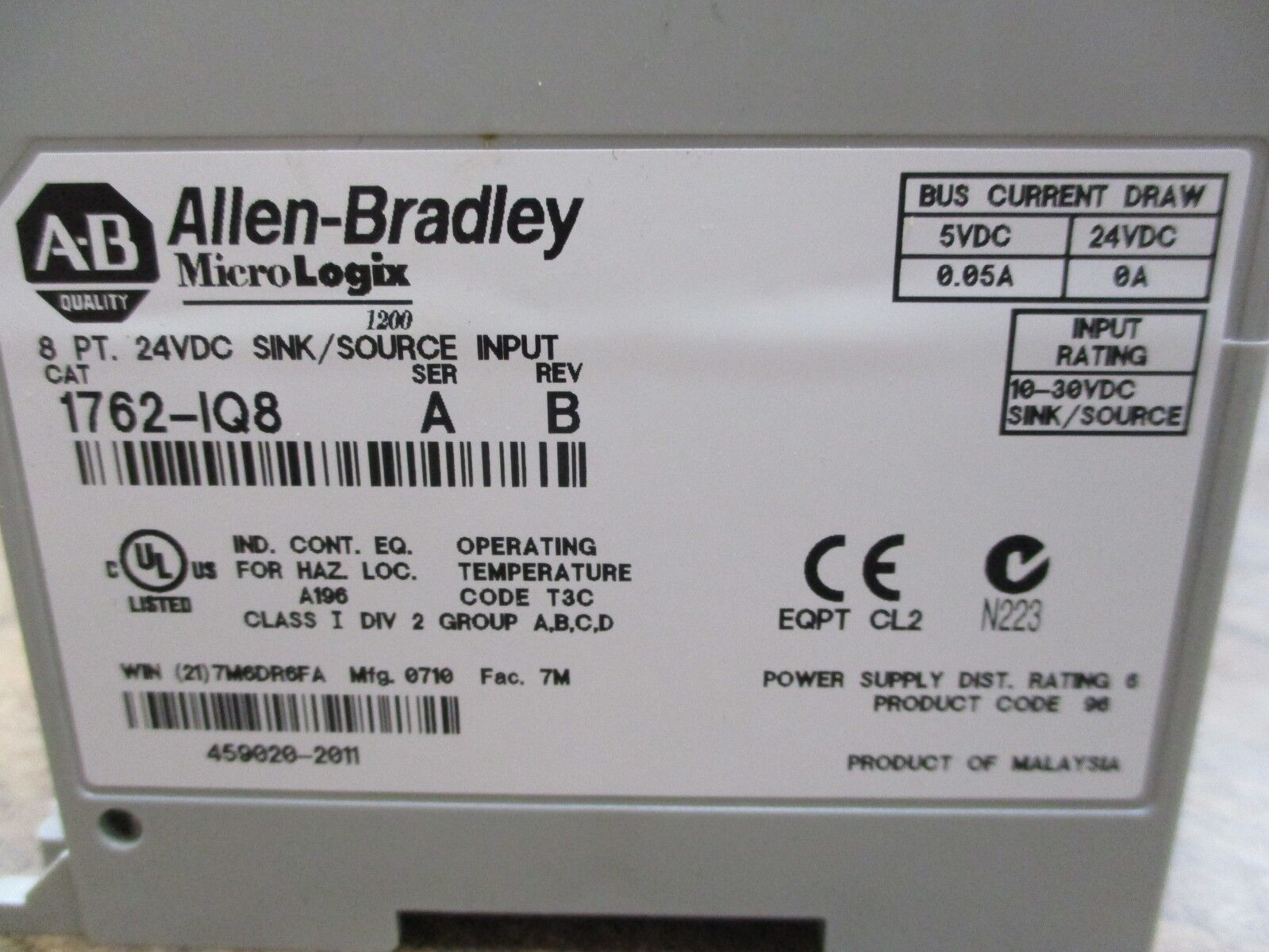 Allen-Bradley MicroLogix 8PT 24VDC Sink/Source Input Module 1762-IQ8 Ser A Rev B