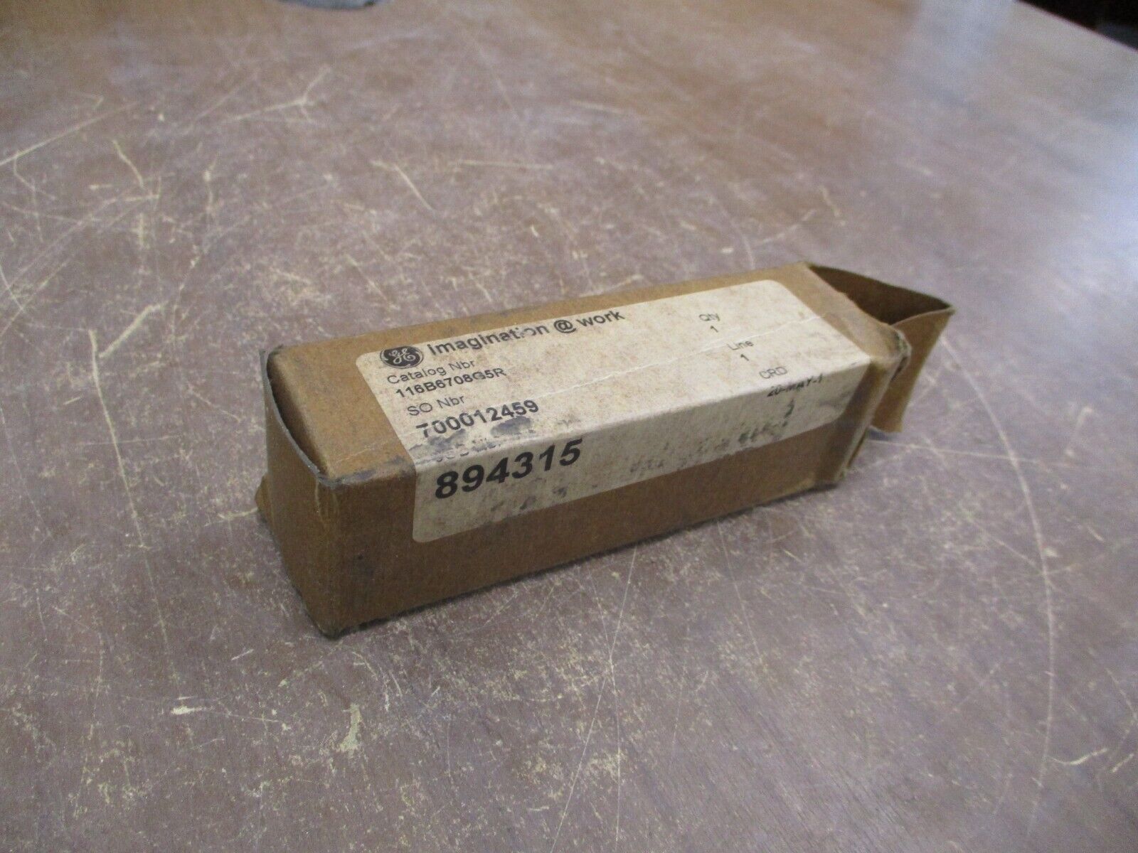 GE Indicating Light 116B6708G5R Red New Surplus