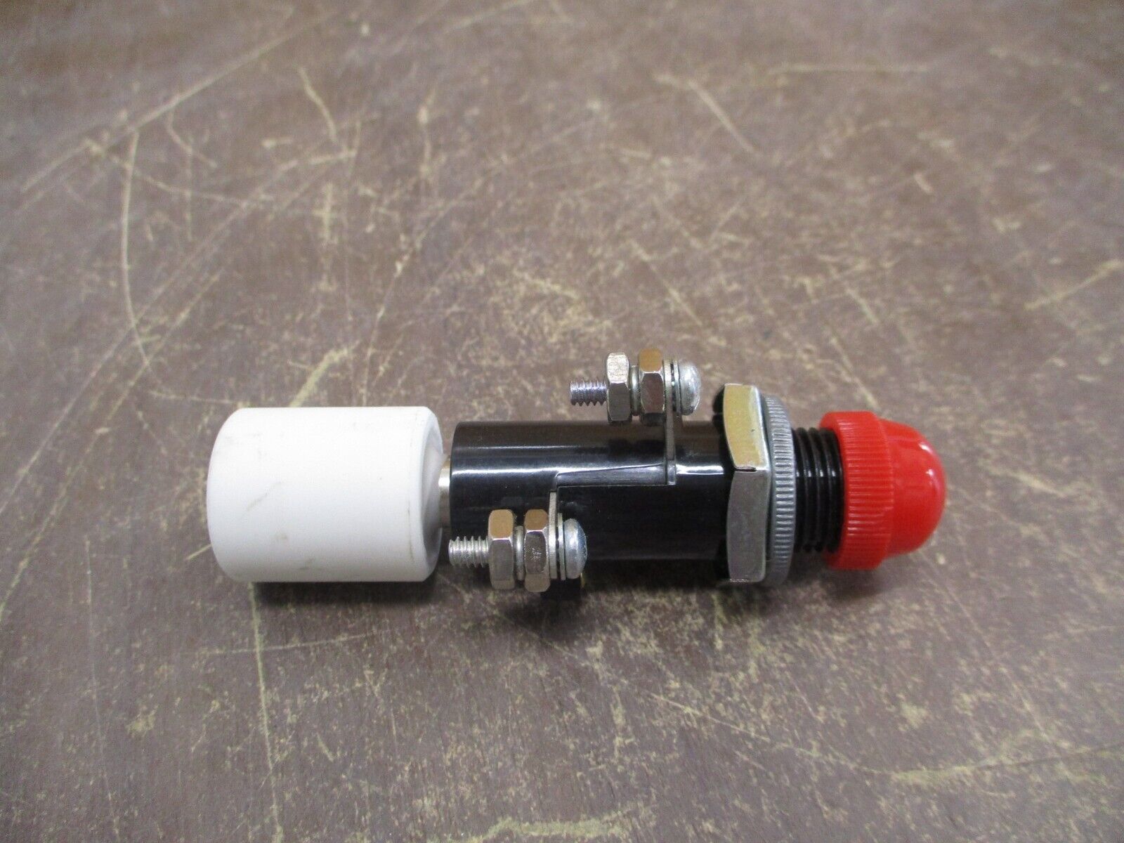 GE Indicating Light 116B6708G5R Red New Surplus