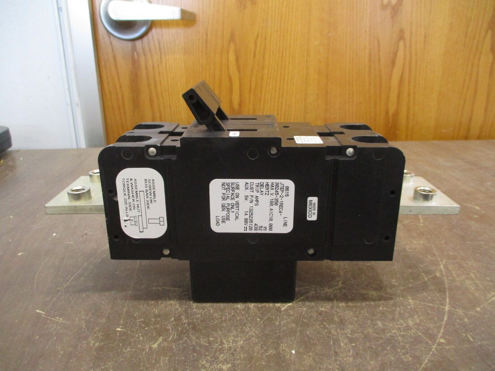 Airpax DC Circuit Breaker JTEP-2-1REC4-30245-350 350A 160VDC Trip: 438A Used