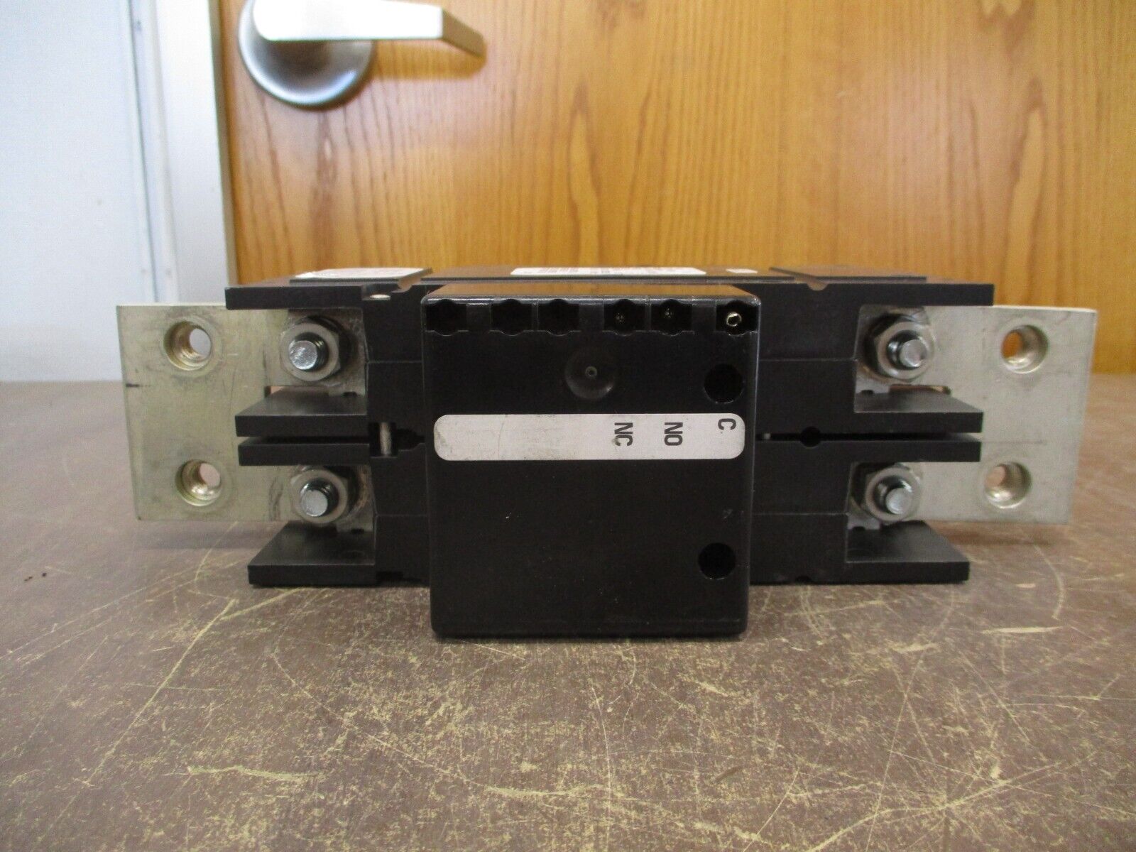 Airpax DC Circuit Breaker JTEP-2-1REC4-30245-350 350A 160VDC Trip: 438A Used